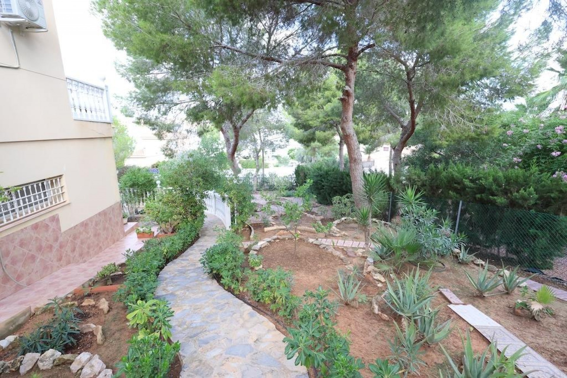 Återförsäljning - Villa -
Orihuela Costa - Costa Blanca