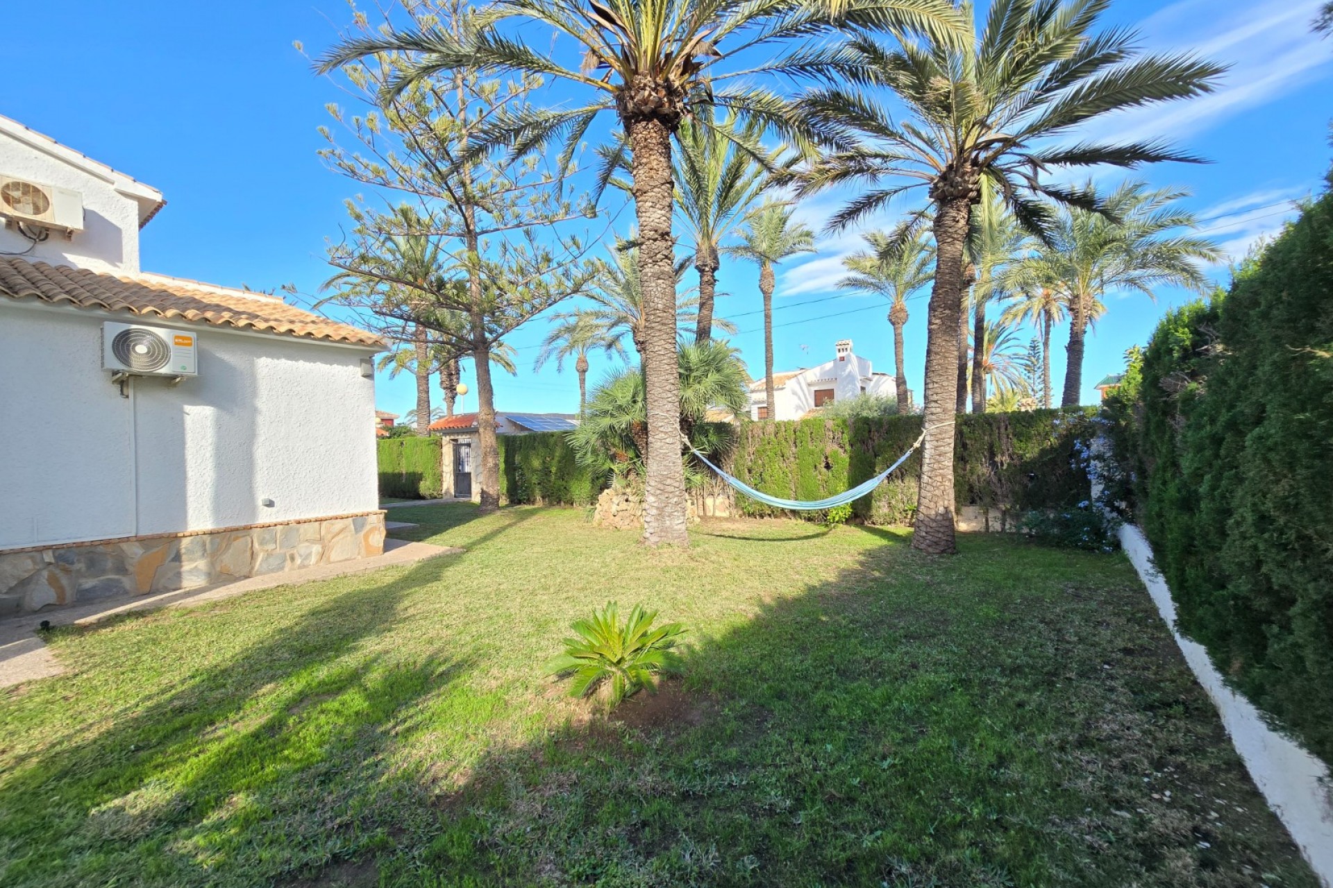 Återförsäljning - Villa -
Orihuela Costa - Costa Blanca