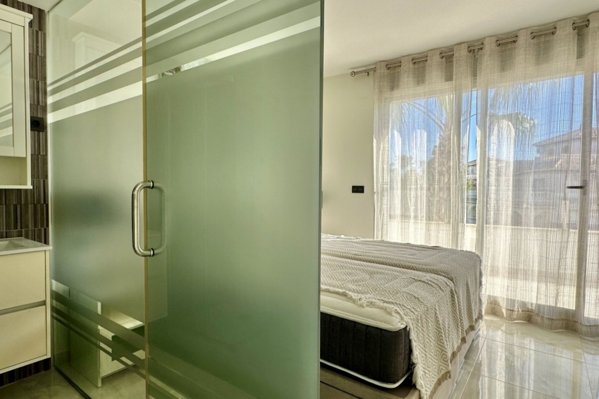 Återförsäljning - Villa -
Orihuela Costa - Costa Blanca