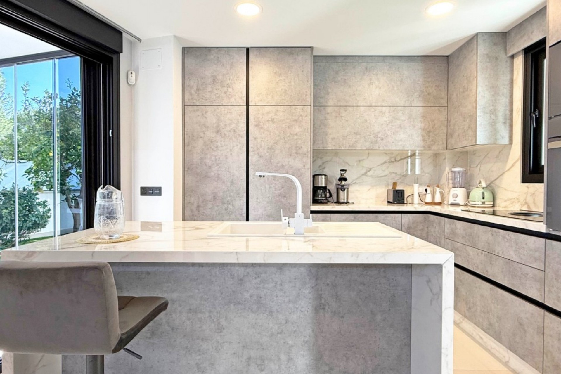 Återförsäljning - Villa -
Orihuela Costa - Costa Blanca