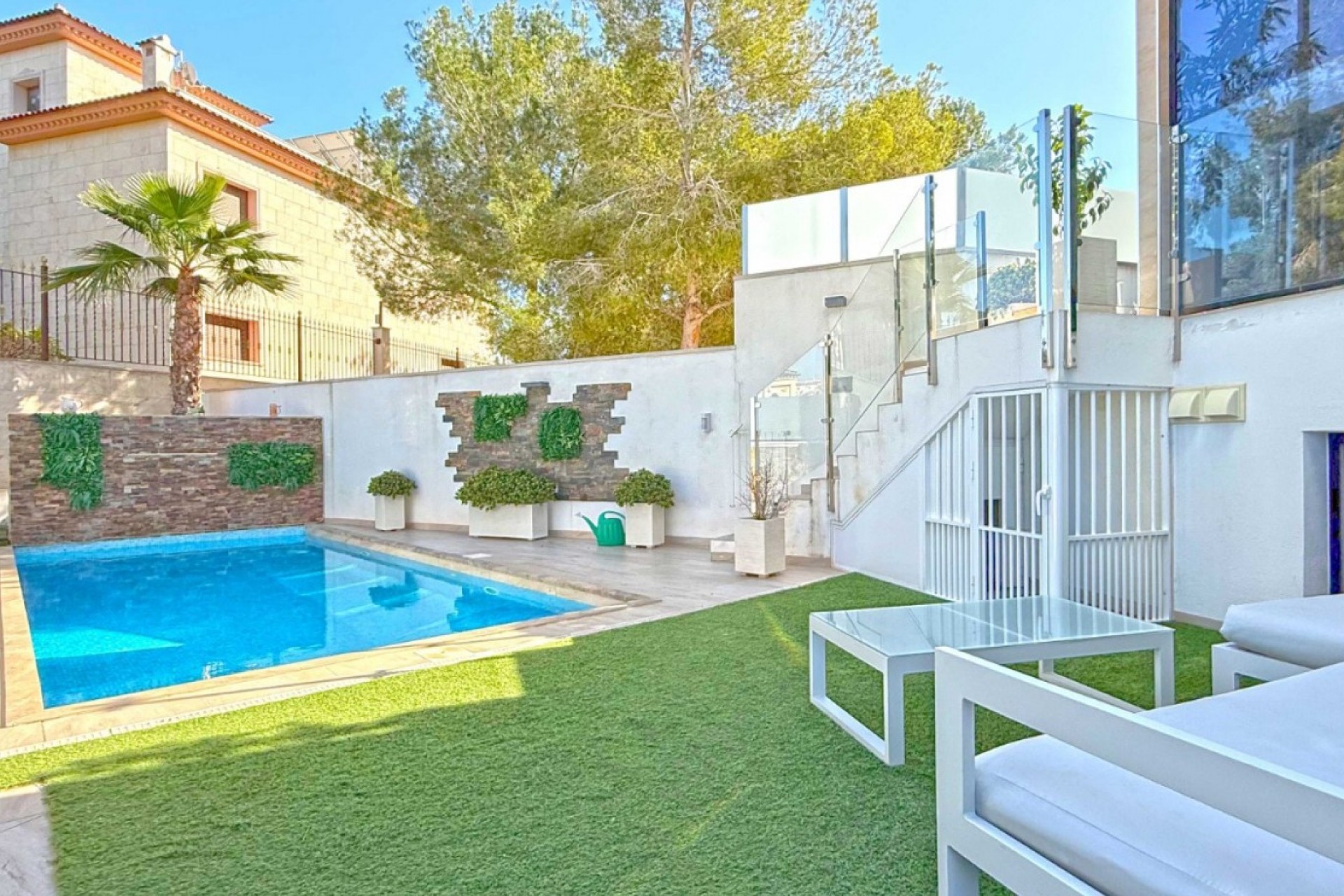 Återförsäljning - Villa -
Orihuela Costa - Costa Blanca