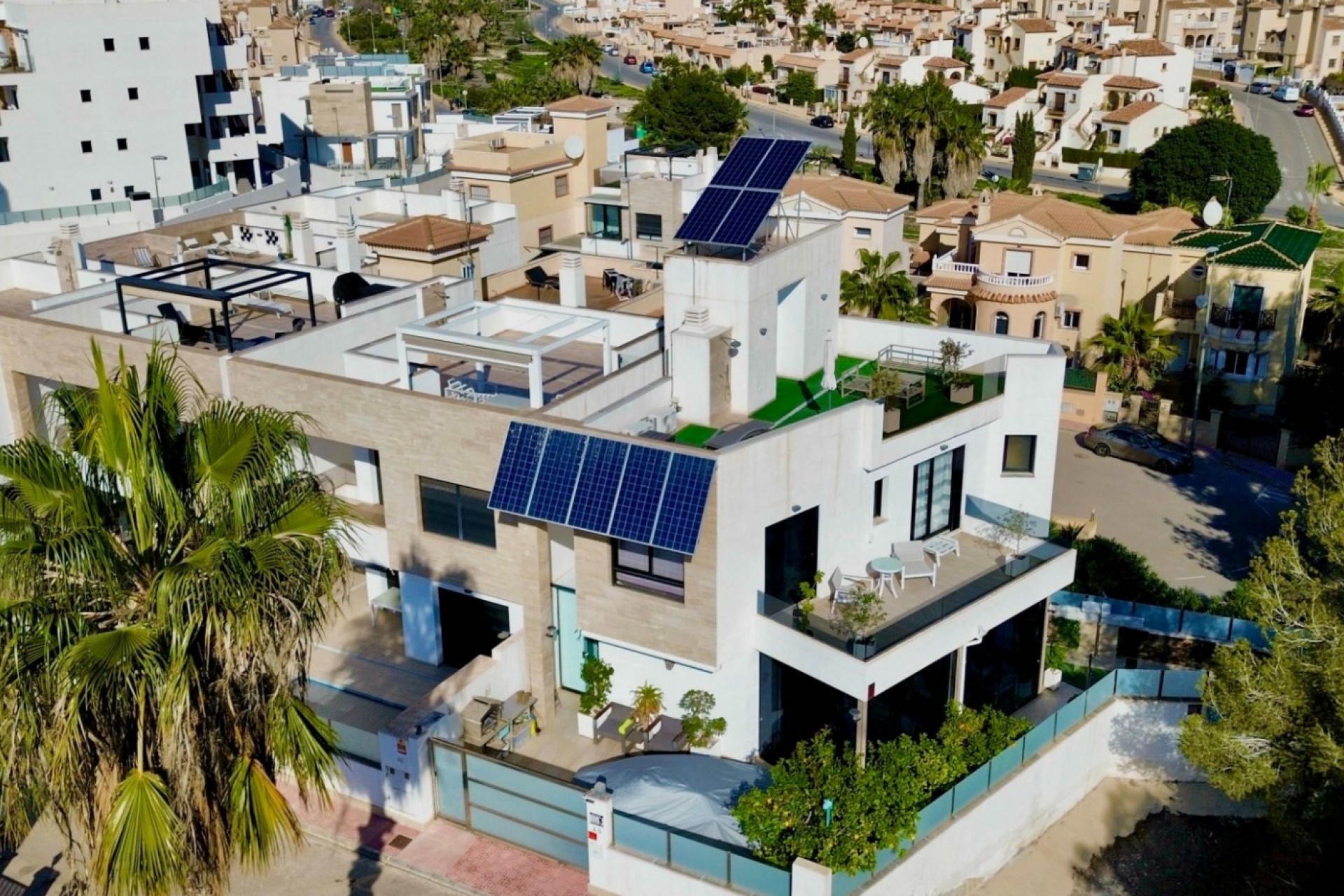 Återförsäljning - Villa -
Orihuela Costa - Costa Blanca