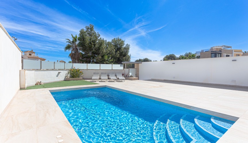 Återförsäljning - Villa -
Orihuela Costa - Costa Blanca