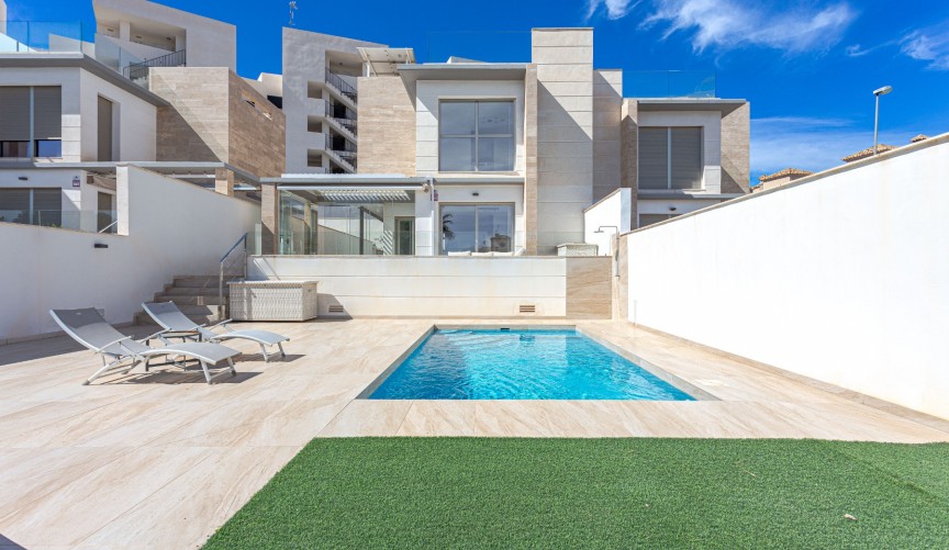 Återförsäljning - Villa -
Orihuela Costa - Costa Blanca