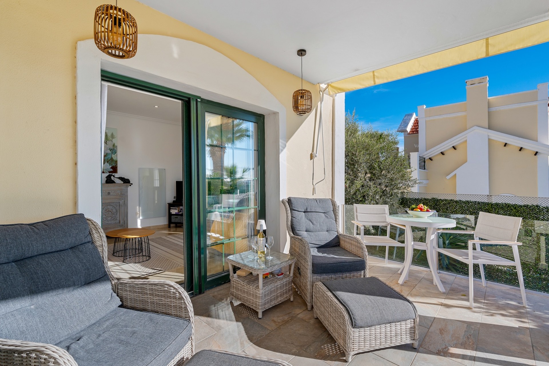 Återförsäljning - Villa -
Orihuela Costa - Costa Blanca