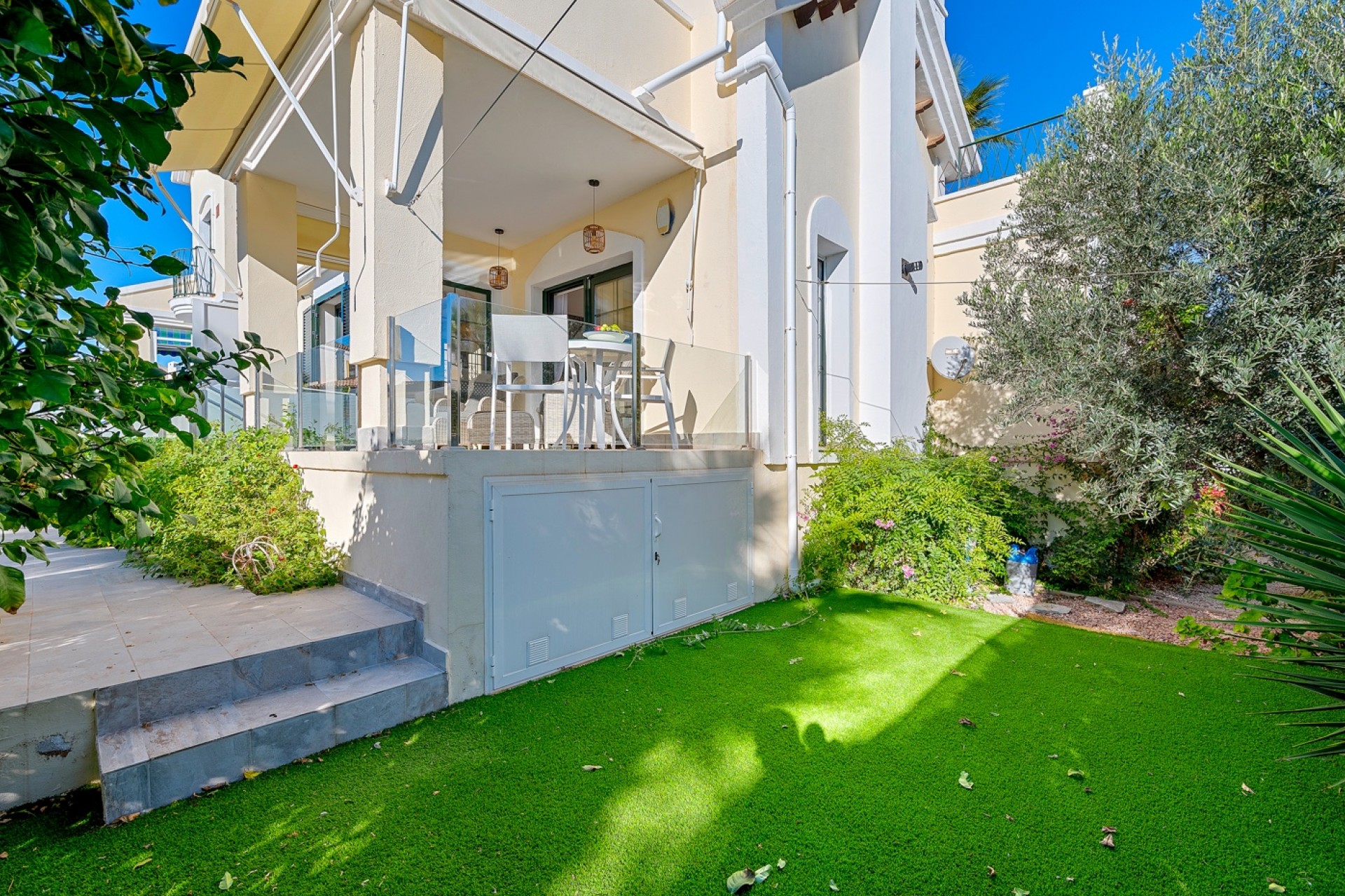 Återförsäljning - Villa -
Orihuela Costa - Costa Blanca