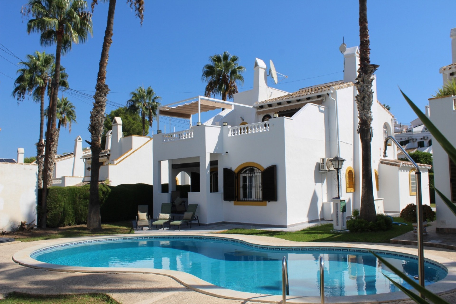 Återförsäljning - Villa -
Orihuela Costa - Costa Blanca