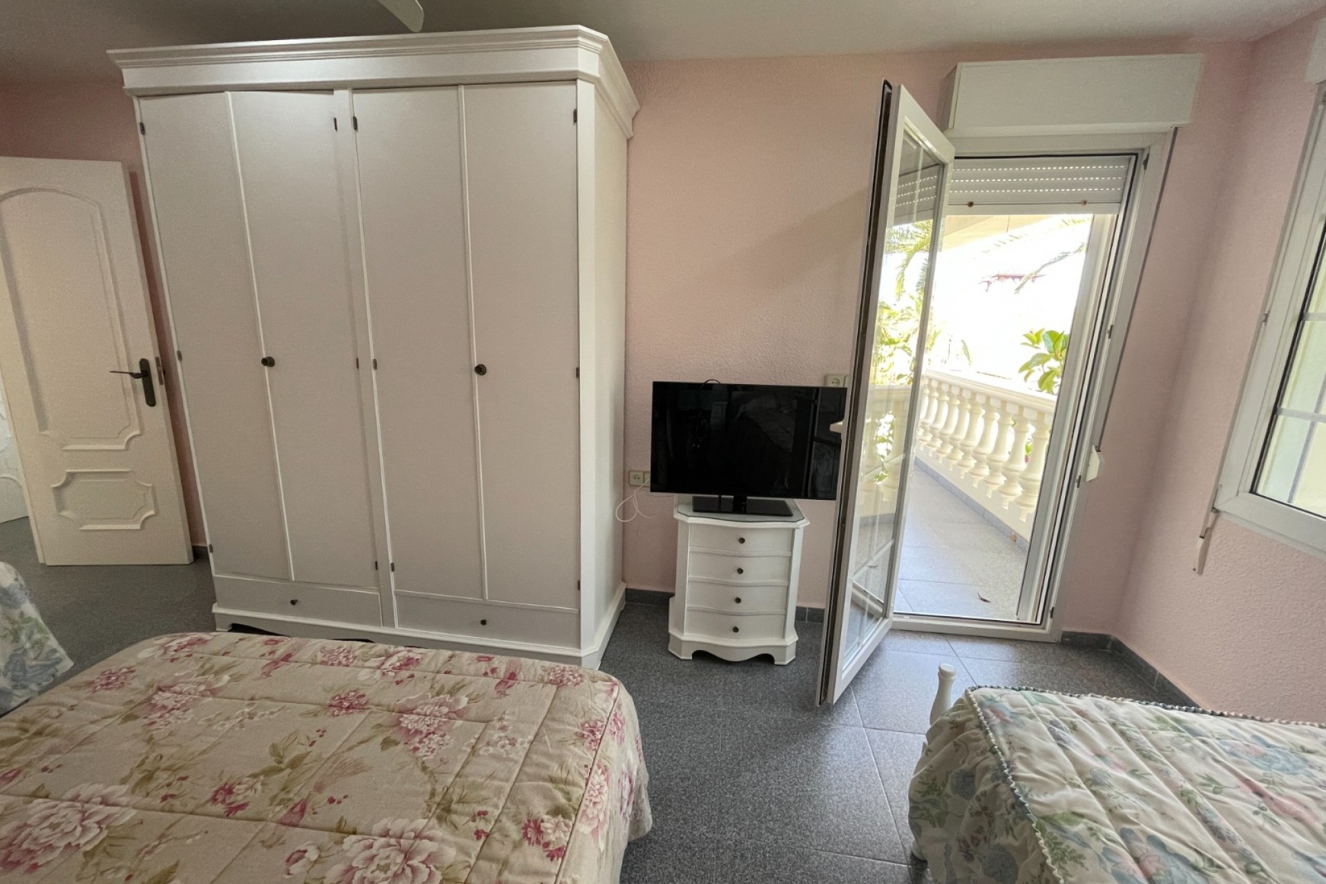 Återförsäljning - Villa -
Orihuela Costa - Costa Blanca