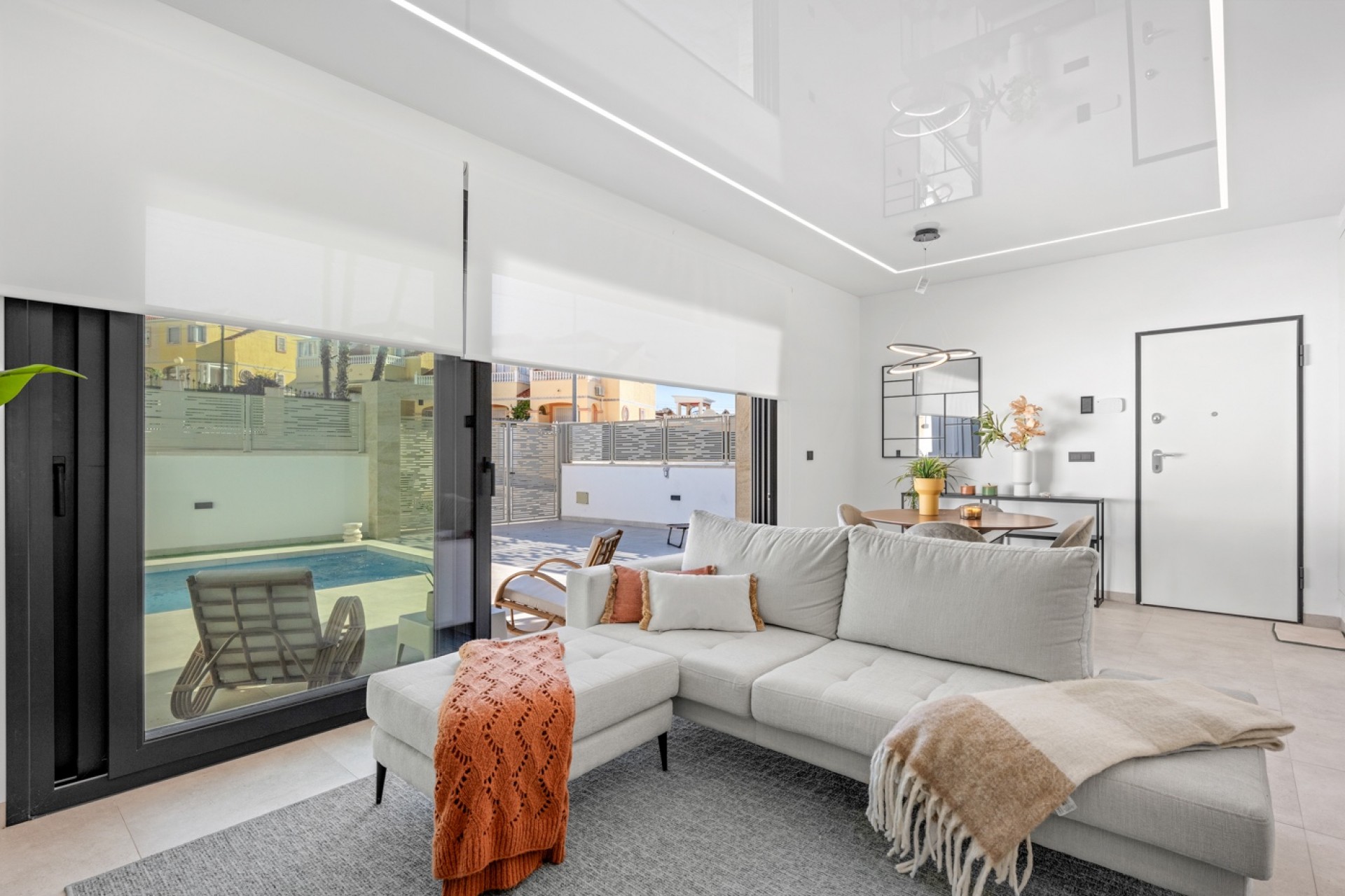 Återförsäljning - Villa -
Orihuela Costa - Costa Blanca