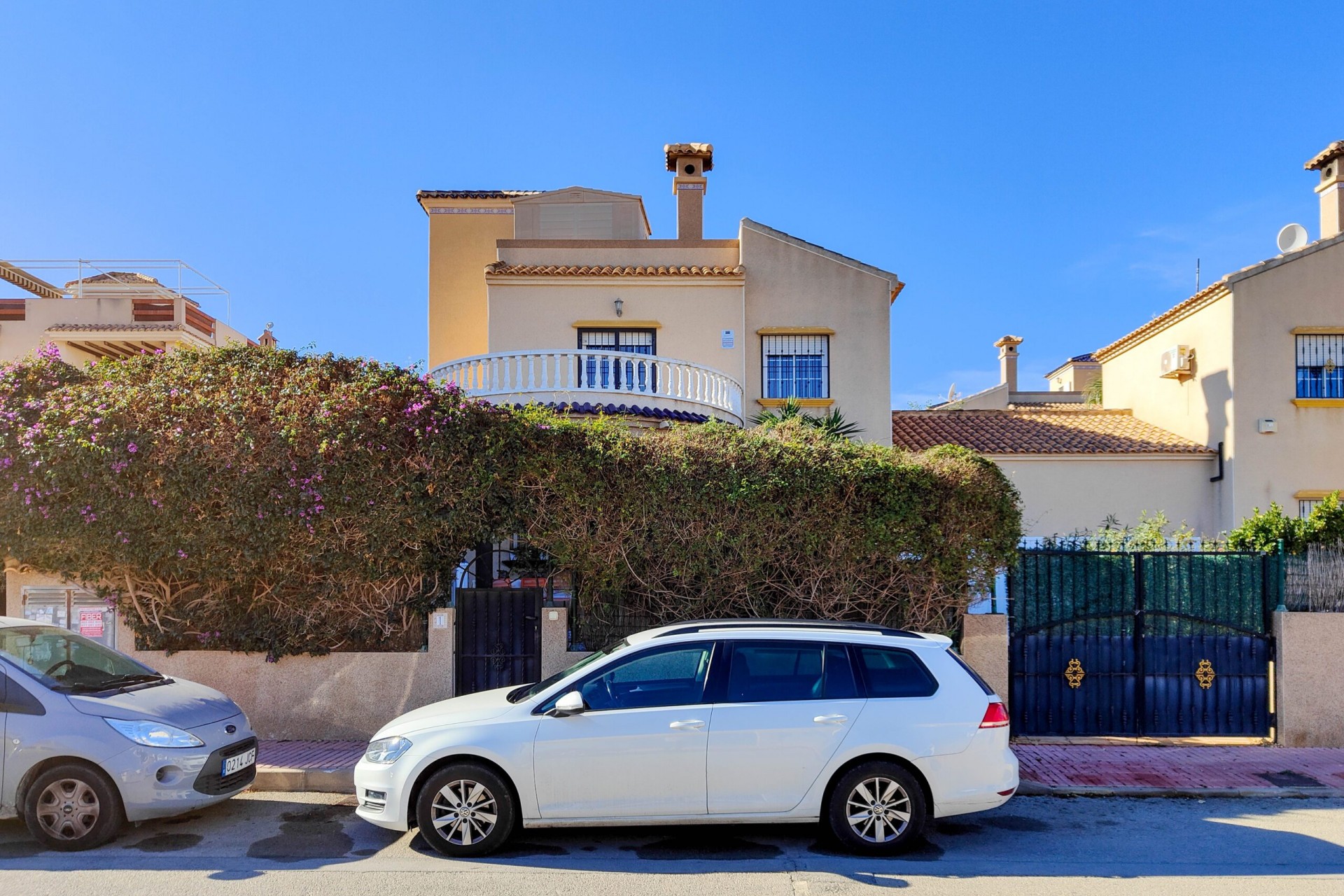 Återförsäljning - Villa -
Orihuela Costa - Costa Blanca