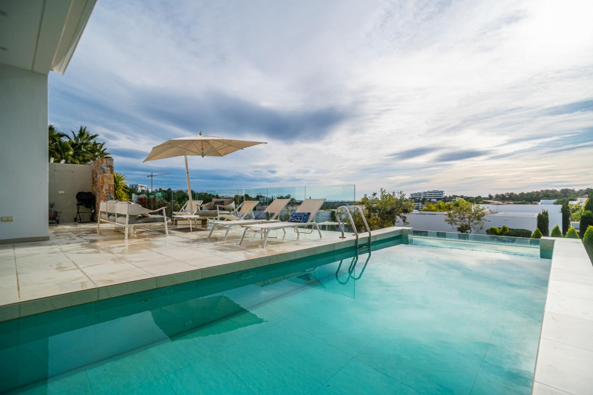 Återförsäljning - Villa -
Orihuela Costa - Costa Blanca