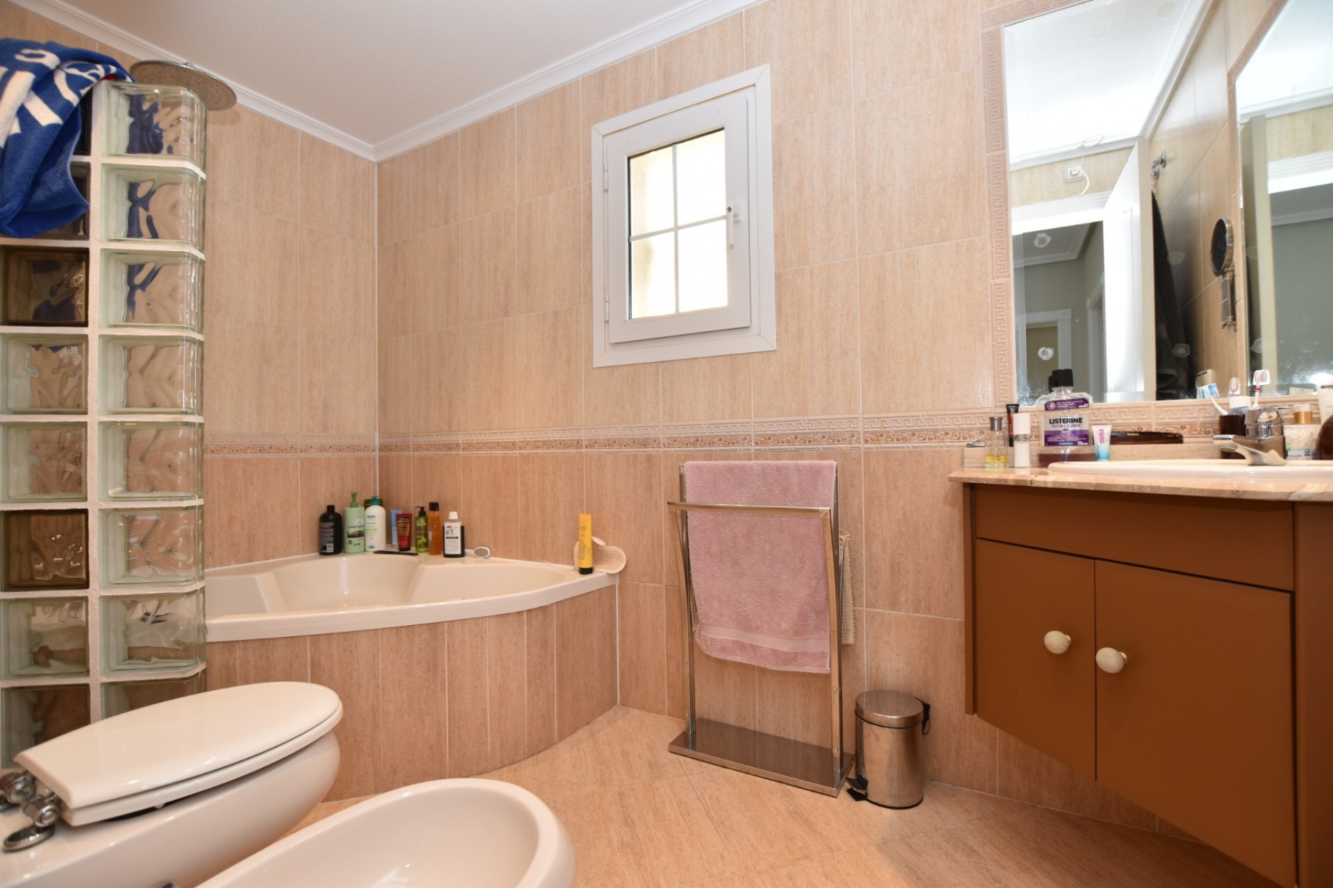 Återförsäljning - Villa -
Orihuela Costa - Costa Blanca