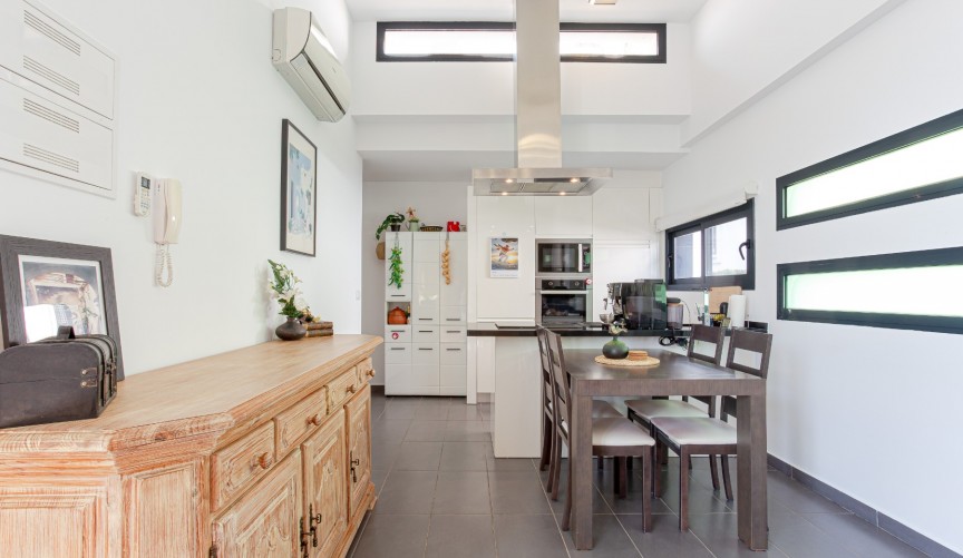 Återförsäljning - Villa -
Orihuela Costa - Costa Blanca