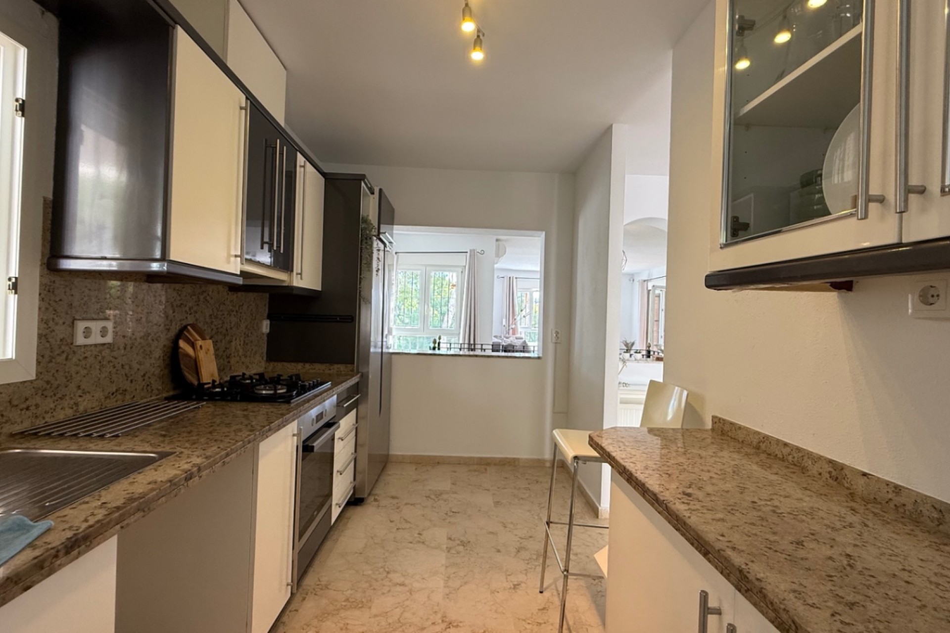 Återförsäljning - Villa -
Orihuela Costa - Costa Blanca