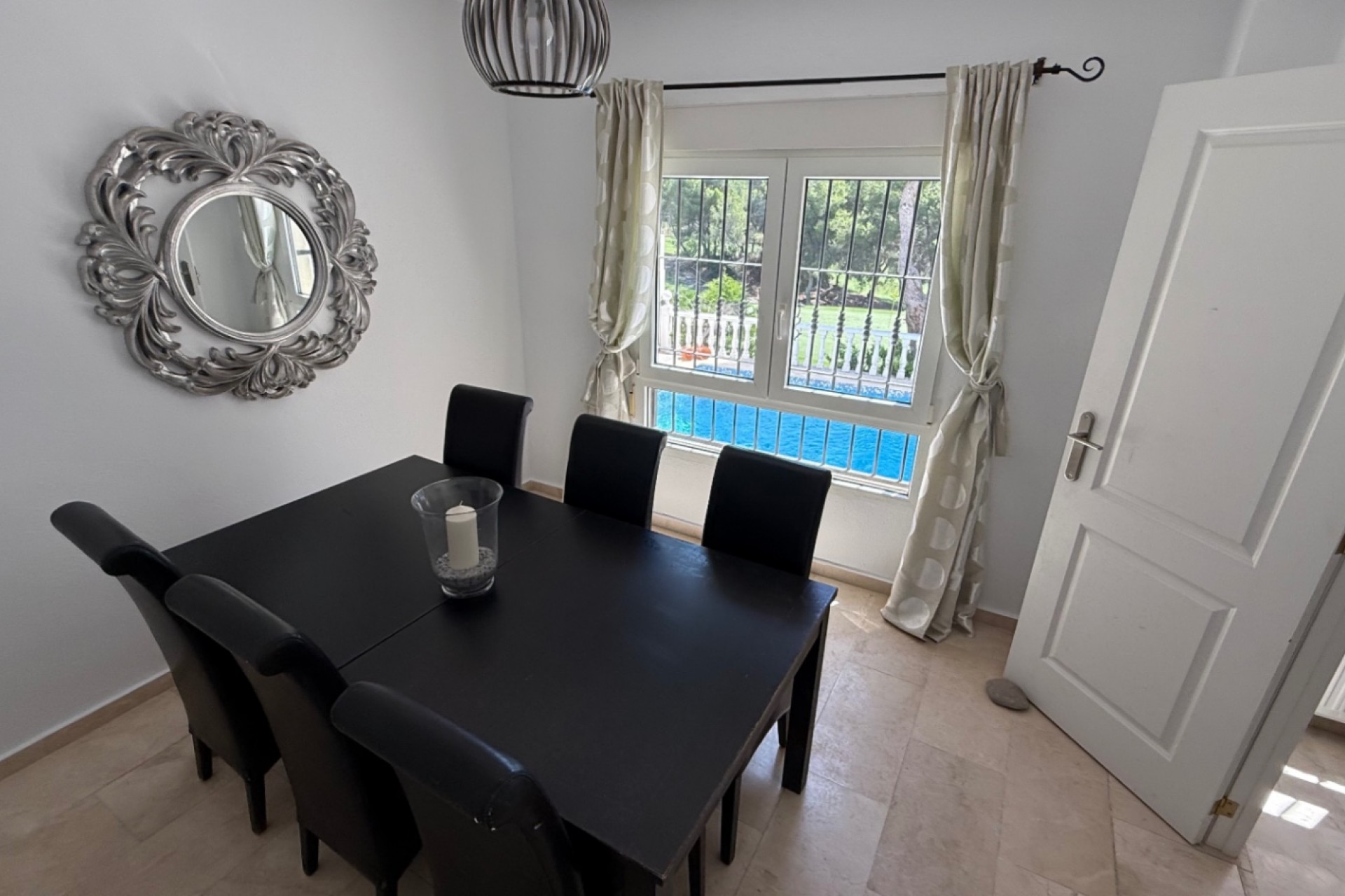Återförsäljning - Villa -
Orihuela Costa - Costa Blanca