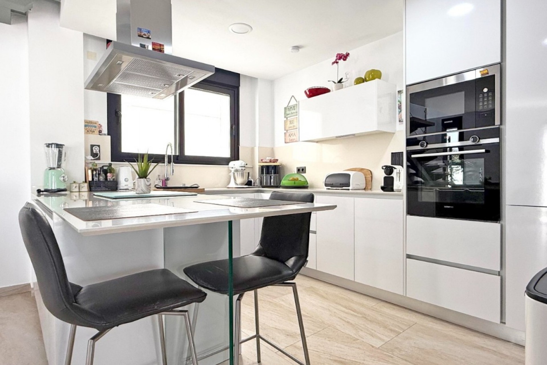 Återförsäljning - Villa -
Orihuela Costa - Costa Blanca