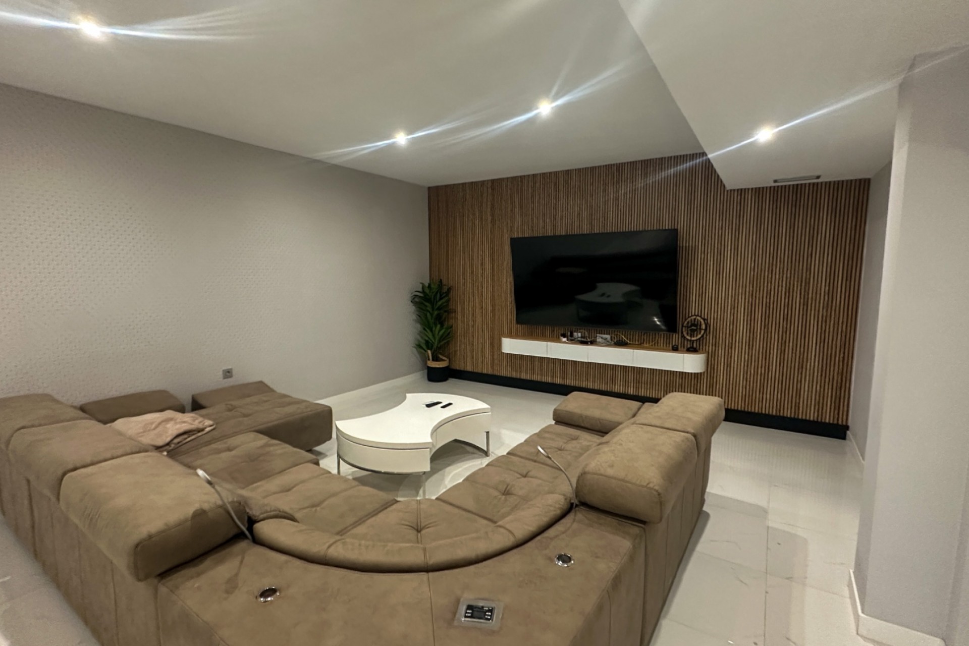 Återförsäljning - Villa -
Orihuela Costa - Costa Blanca