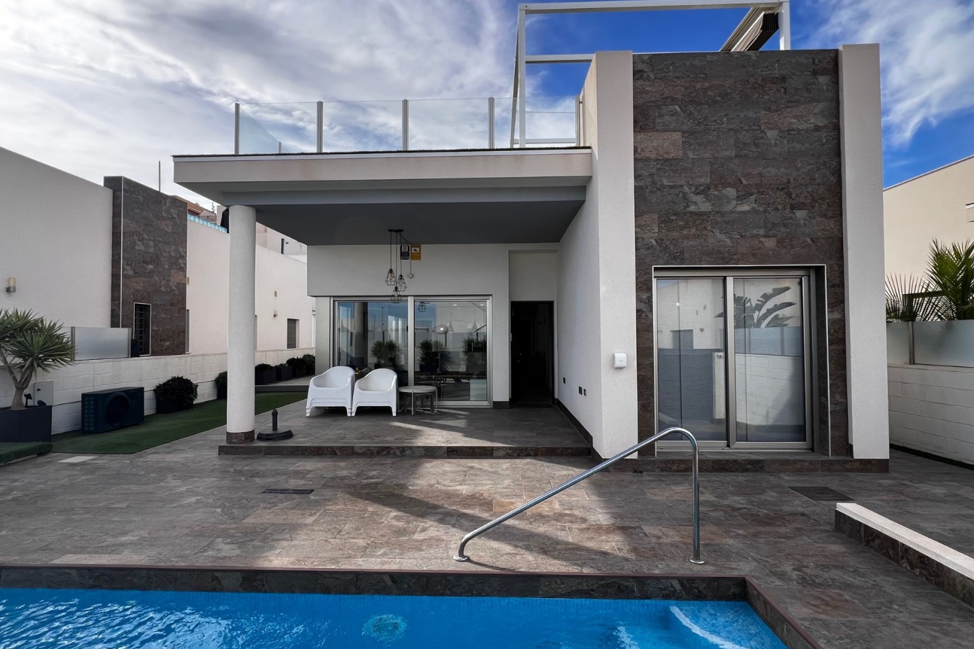 Återförsäljning - Villa -
Orihuela Costa - Costa Blanca