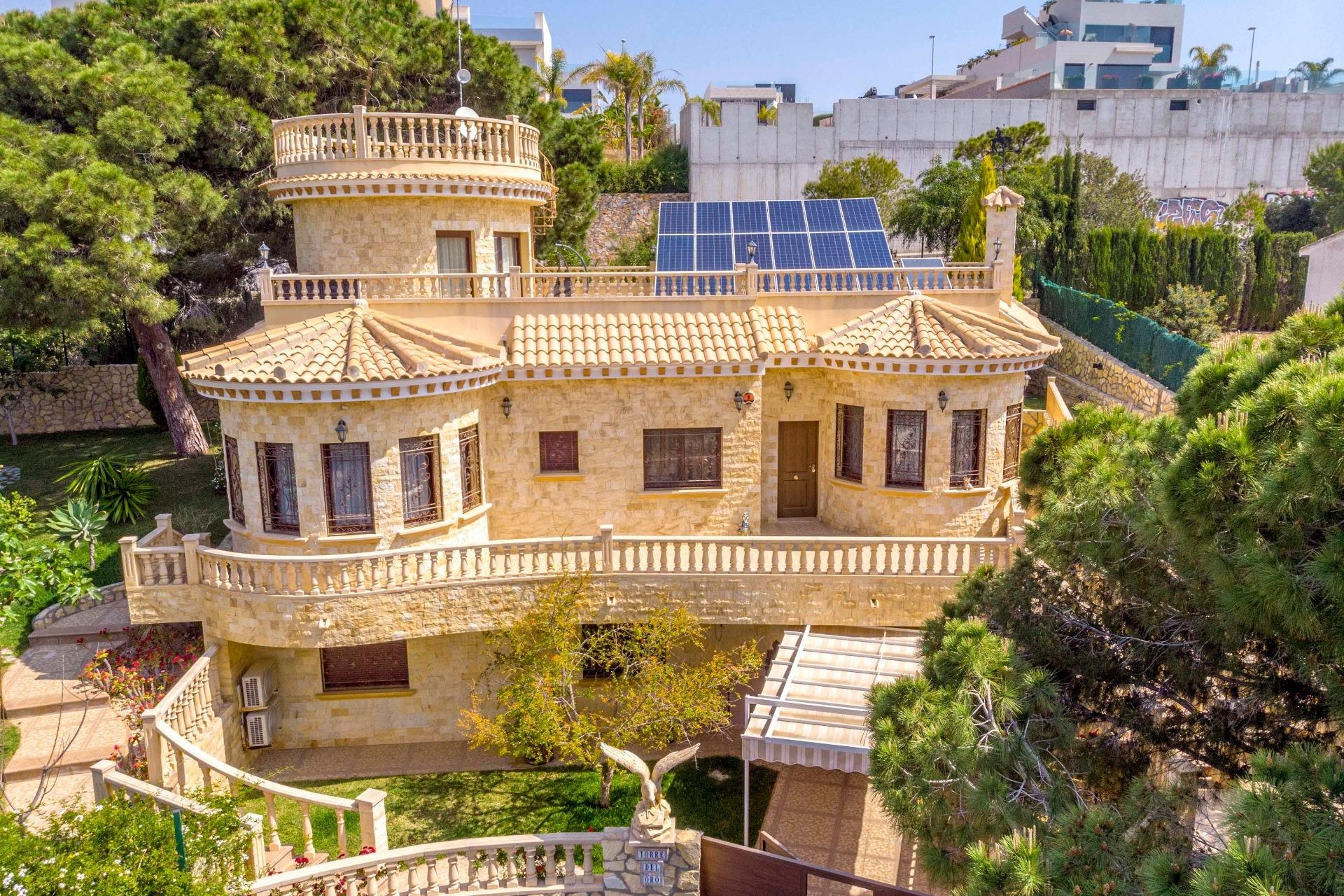 Återförsäljning - Villa -
Orihuela Costa - Costa Blanca