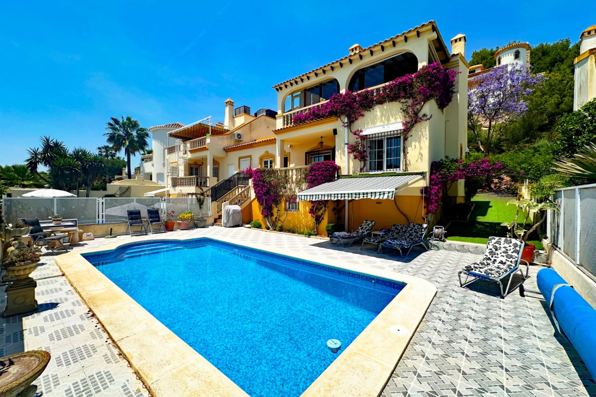 Återförsäljning - Villa -
Orihuela Costa - Costa Blanca