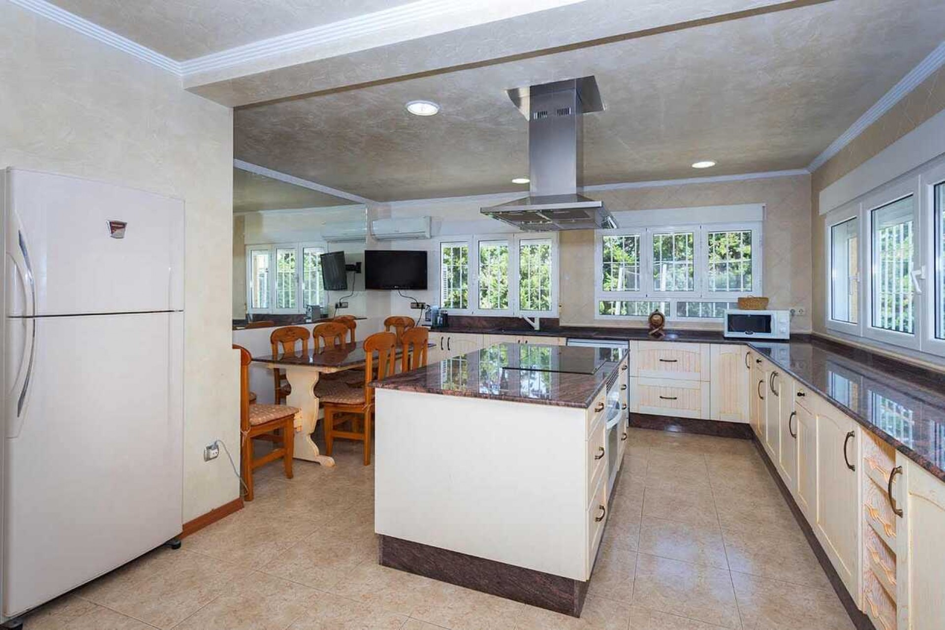 Återförsäljning - Villa -
Orihuela Costa - Costa Blanca