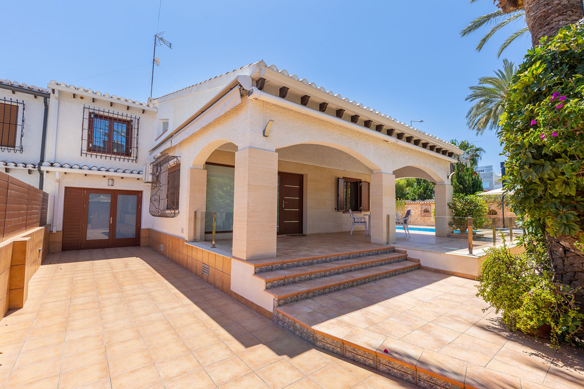 Återförsäljning - Villa -
Orihuela Costa - Costa Blanca