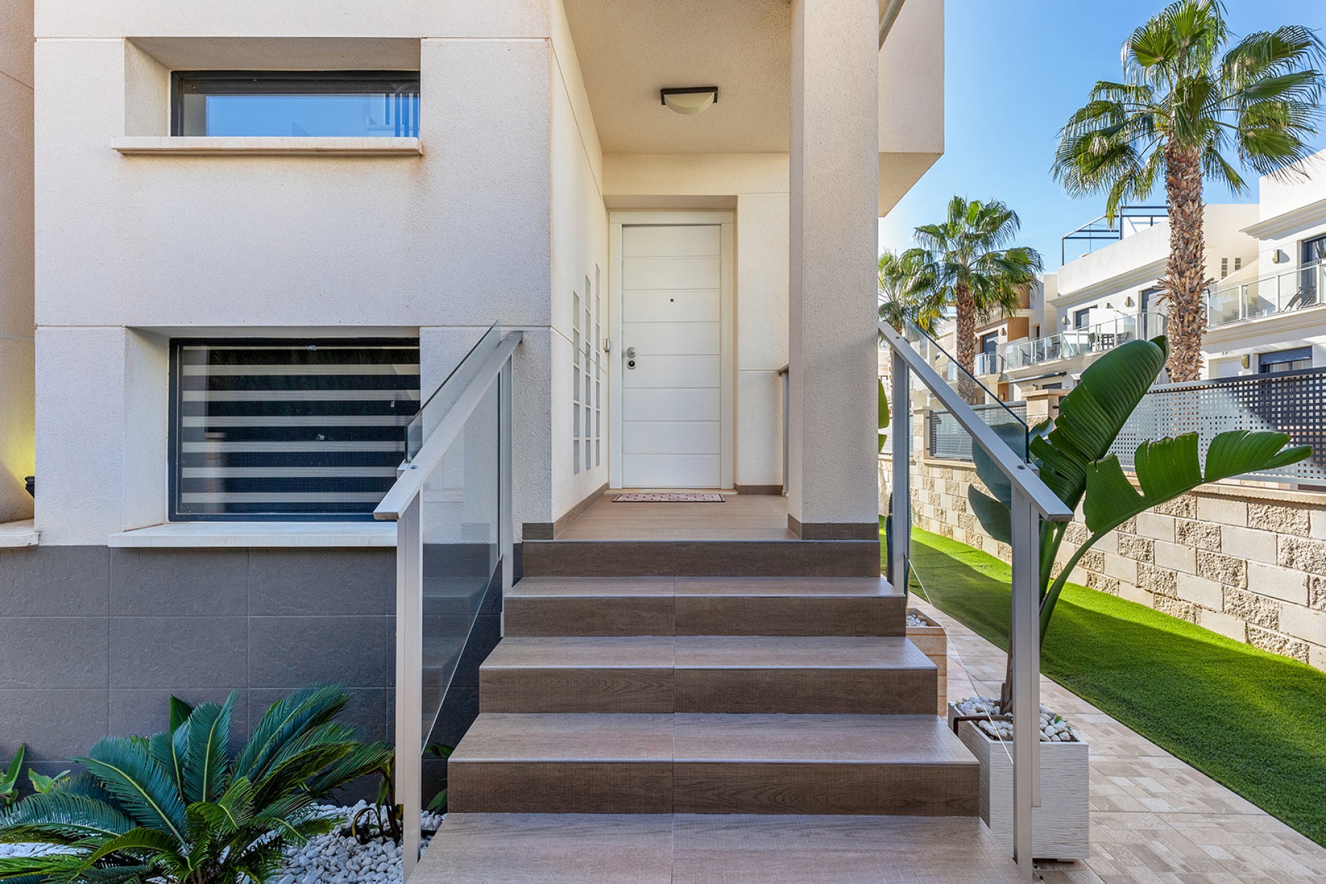 Återförsäljning - Villa -
Orihuela Costa - Costa Blanca