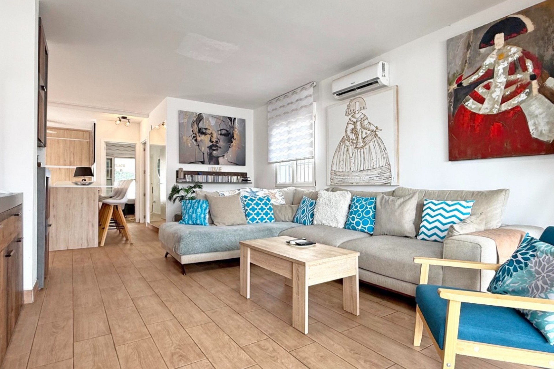 Återförsäljning - Villa -
Orihuela Costa - Costa Blanca