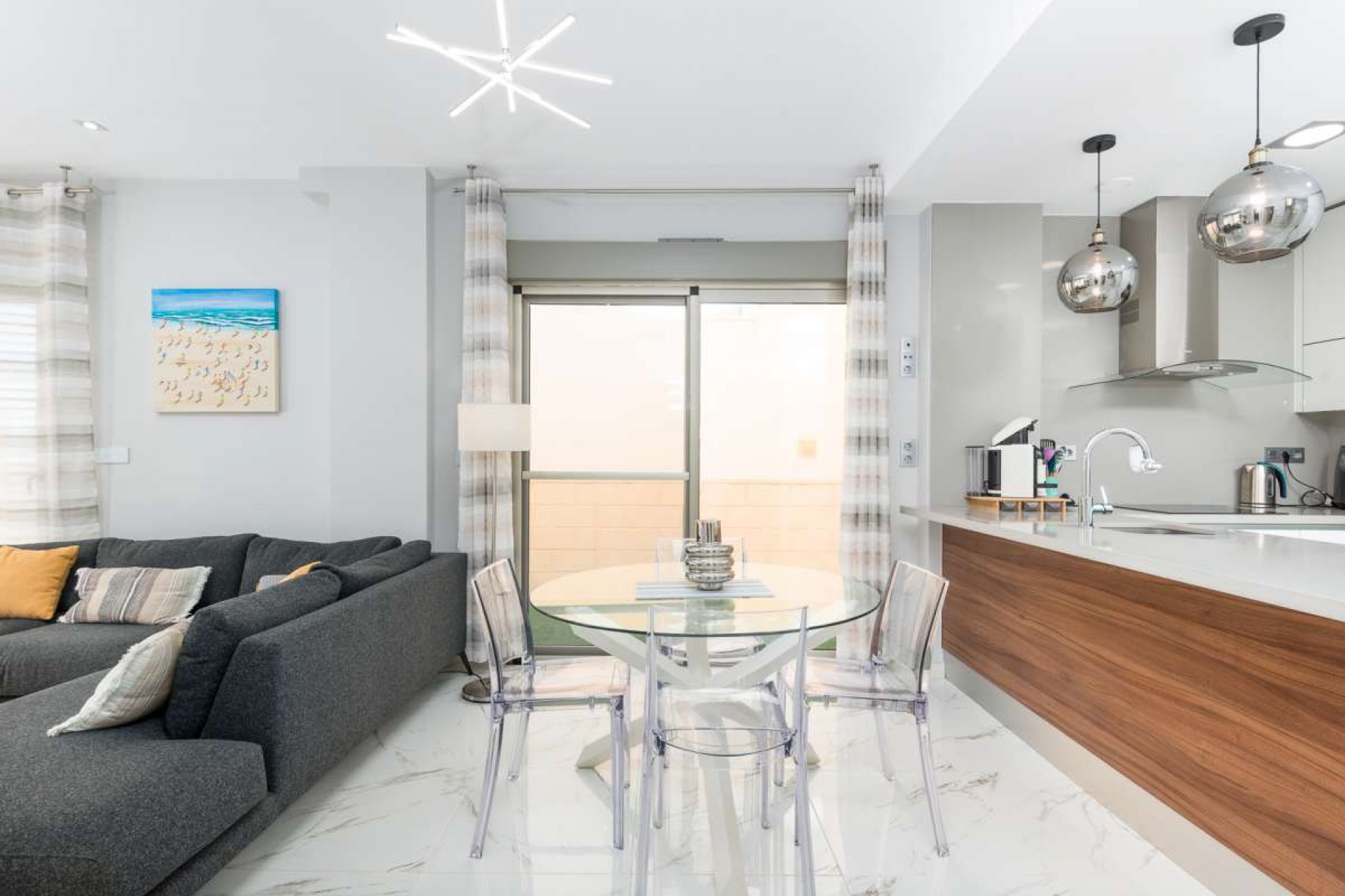 Återförsäljning - Villa -
Orihuela Costa - Costa Blanca
