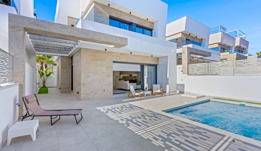 Återförsäljning - Villa -
Orihuela Costa - Costa Blanca