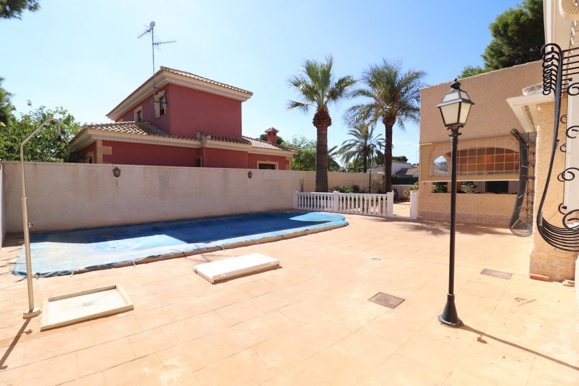 Återförsäljning - Villa -
Orihuela Costa - Costa Blanca