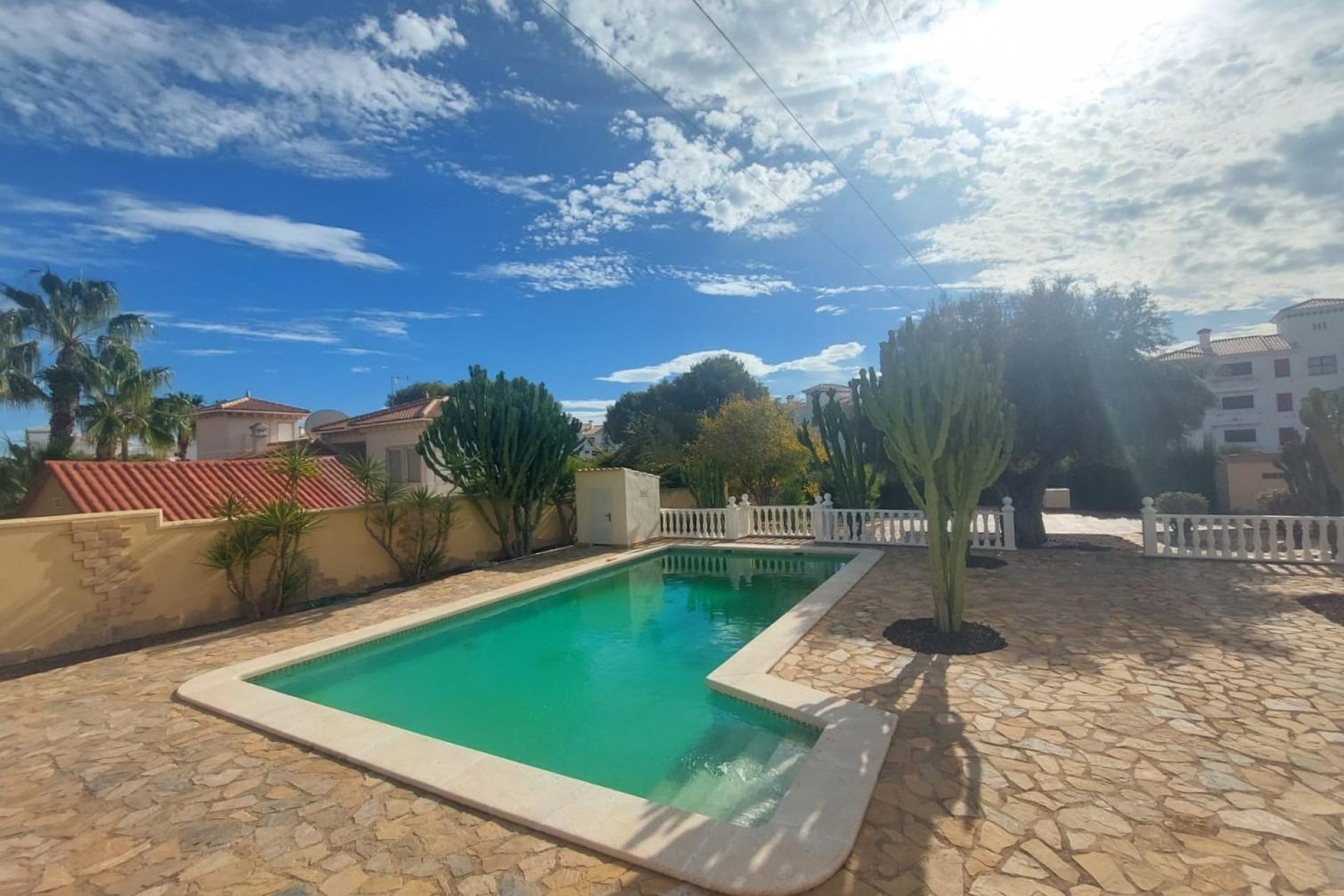 Återförsäljning - Villa -
Orihuela Costa - Costa Blanca