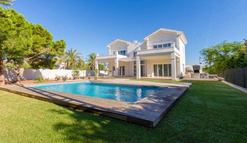 Återförsäljning - Villa -
Orihuela Costa - Costa Blanca