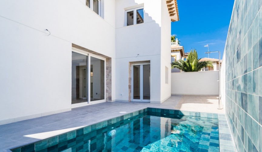 Återförsäljning - Villa -
Orihuela Costa - Costa Blanca