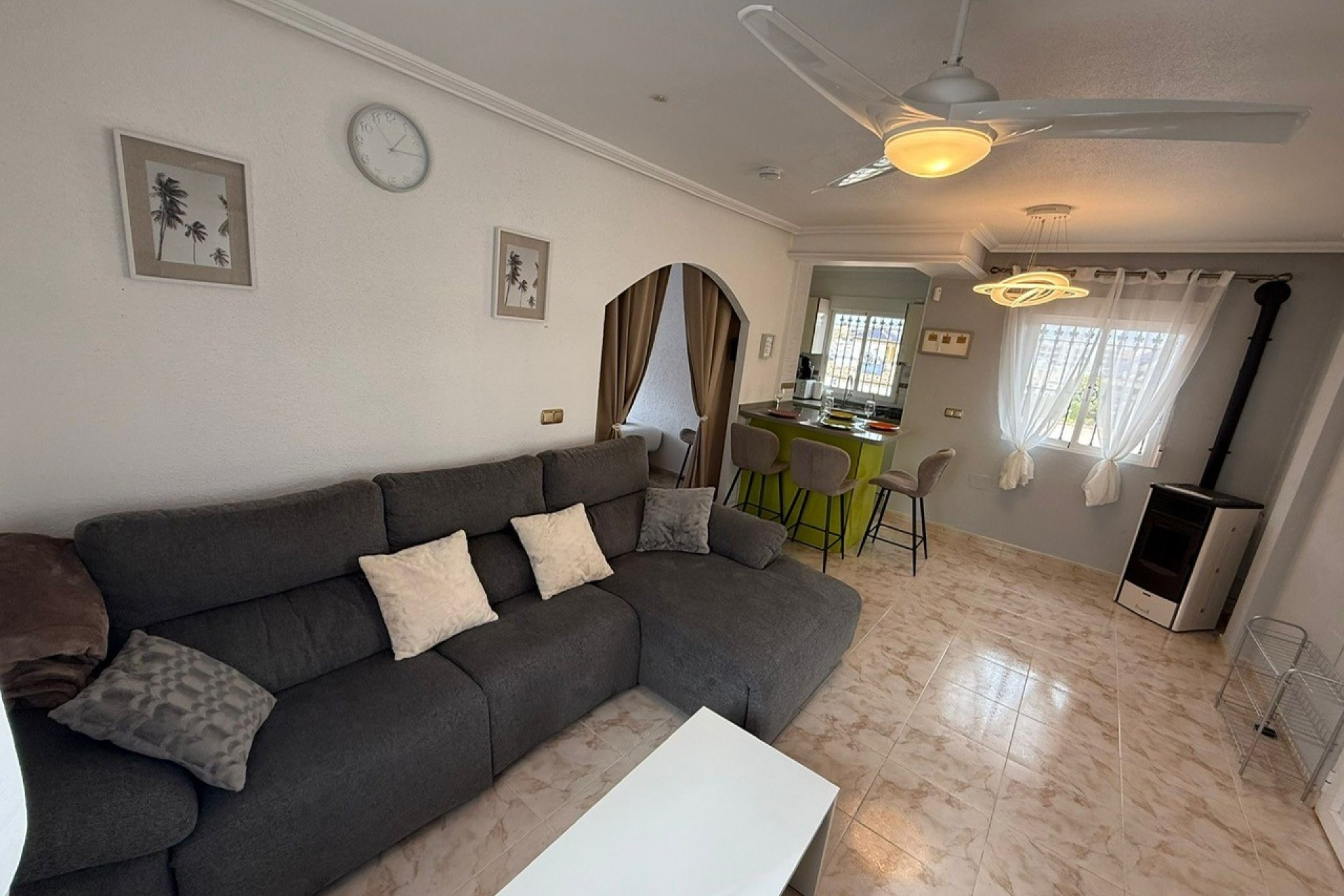 Återförsäljning - Villa -
Orihuela Costa - Costa Blanca