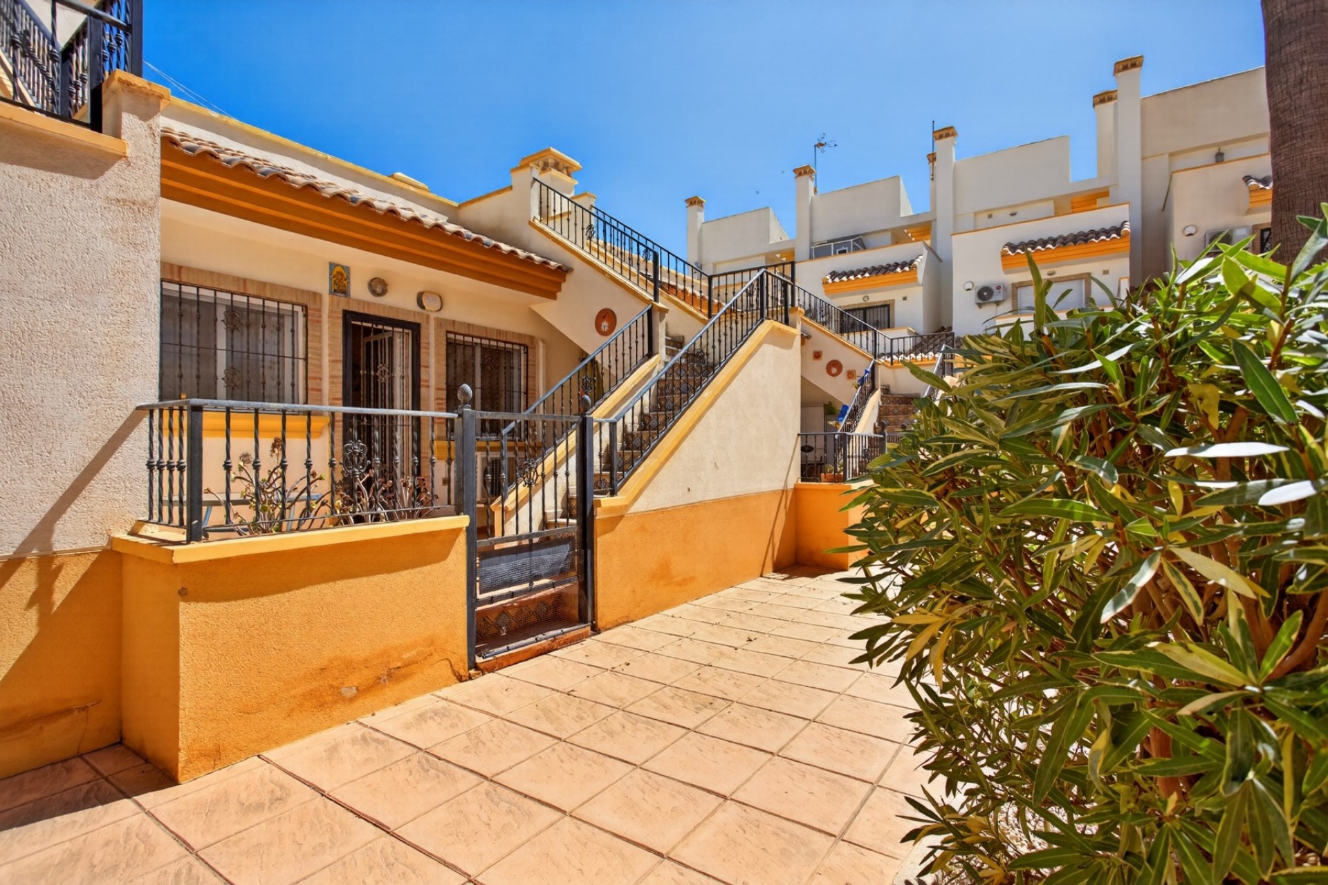 Återförsäljning - Villa -
Orihuela Costa - Costa Blanca