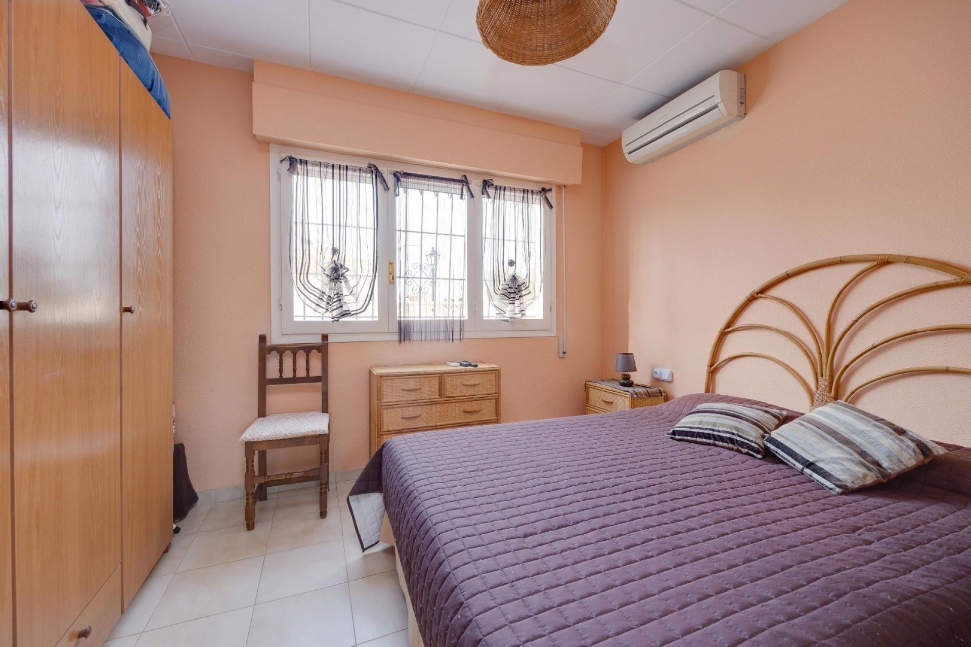 Återförsäljning - Villa -
Orihuela Costa - La Florida