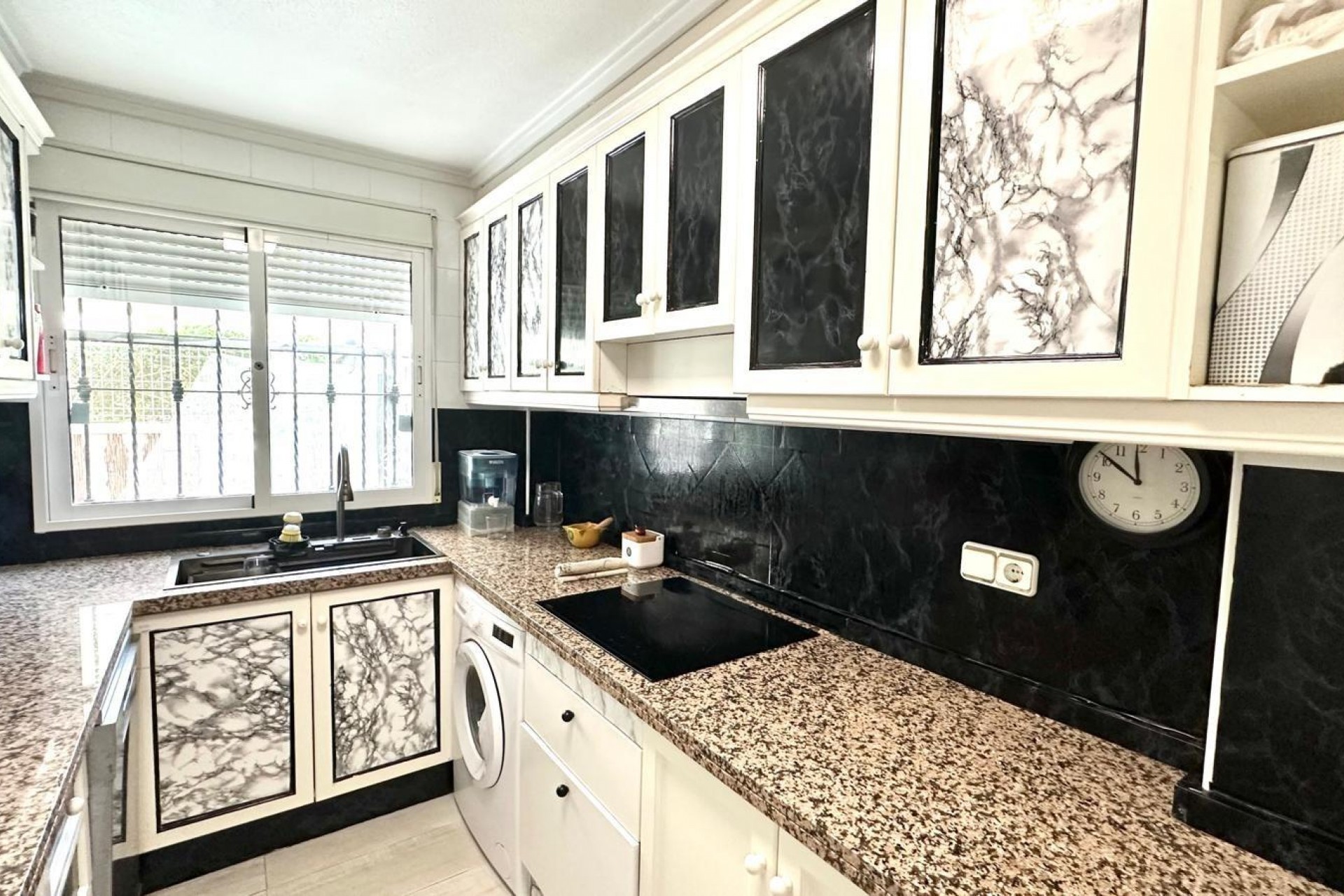 Återförsäljning - Villa -
Orihuela Costa - La Regia