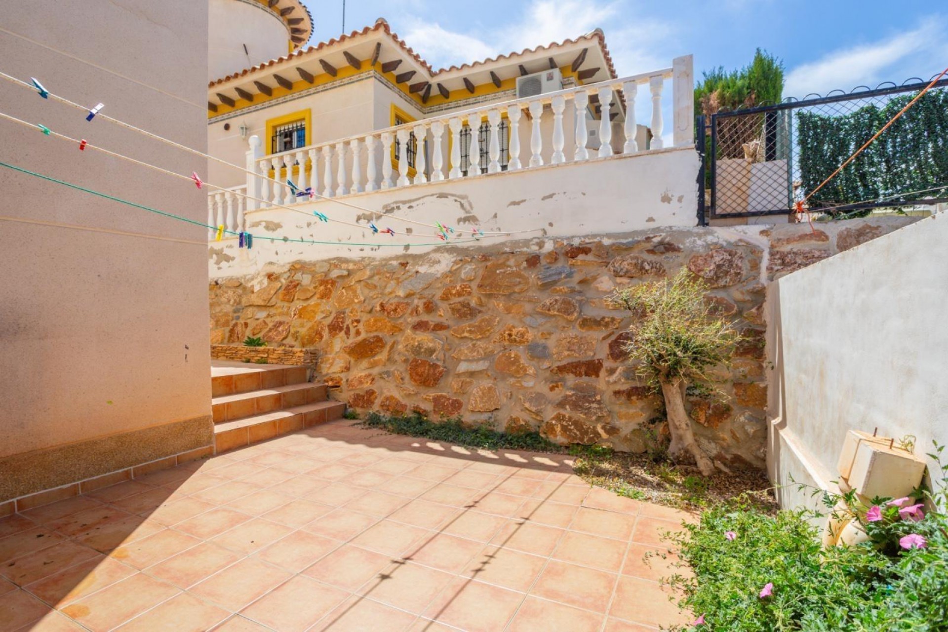 Återförsäljning - Villa -
Orihuela Costa - La Zenia