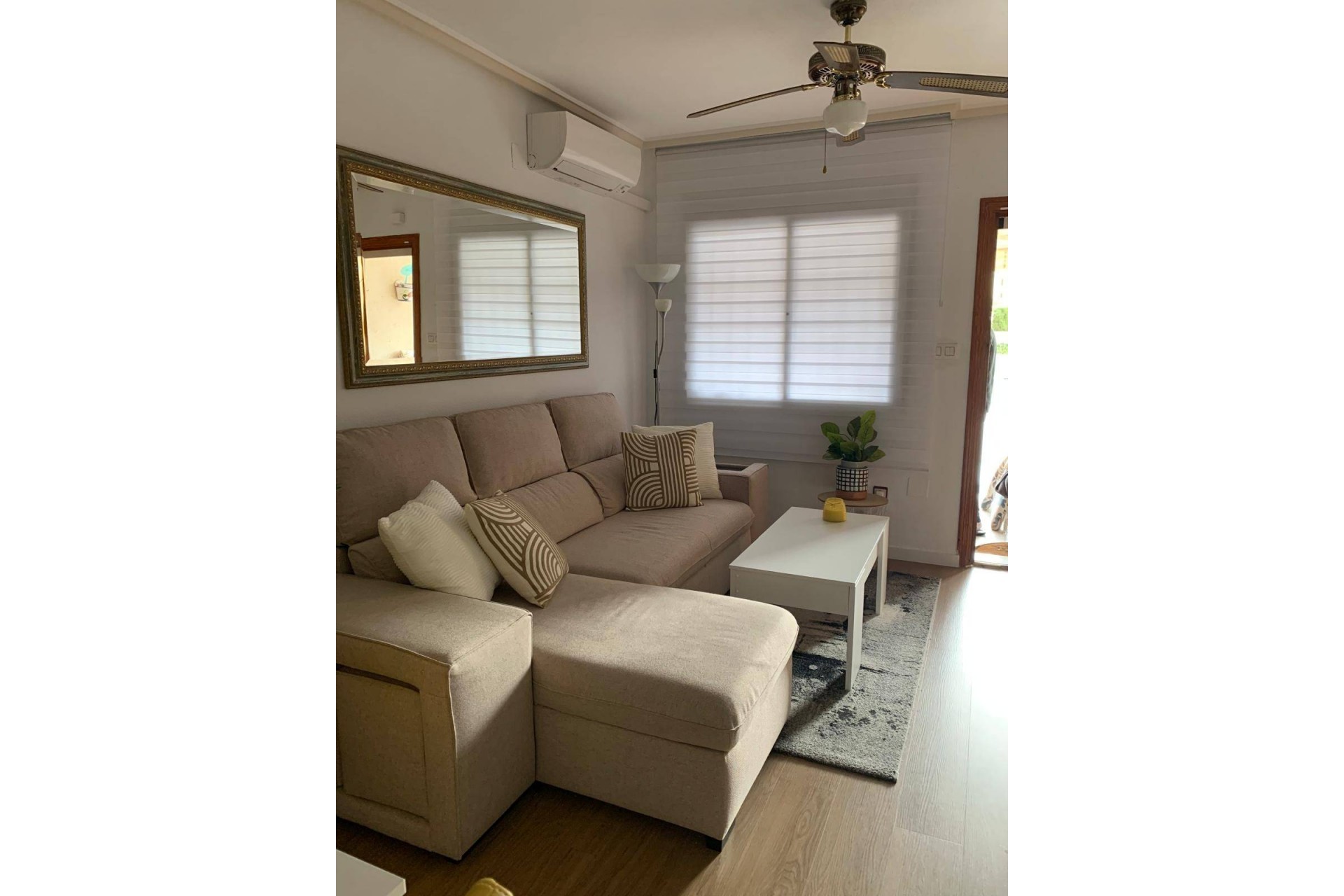 Återförsäljning - Villa -
Orihuela Costa - Las Filipinas