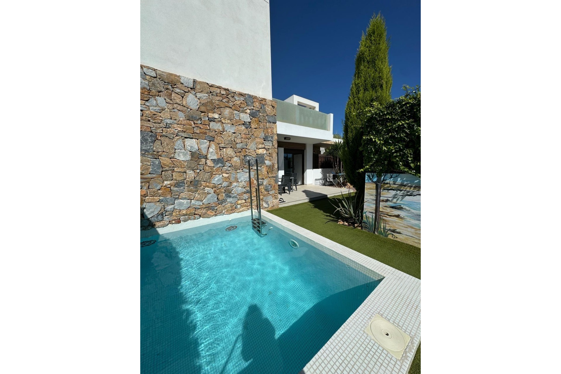 Återförsäljning - Villa -
Orihuela Costa - Lomas de Cabo Roig