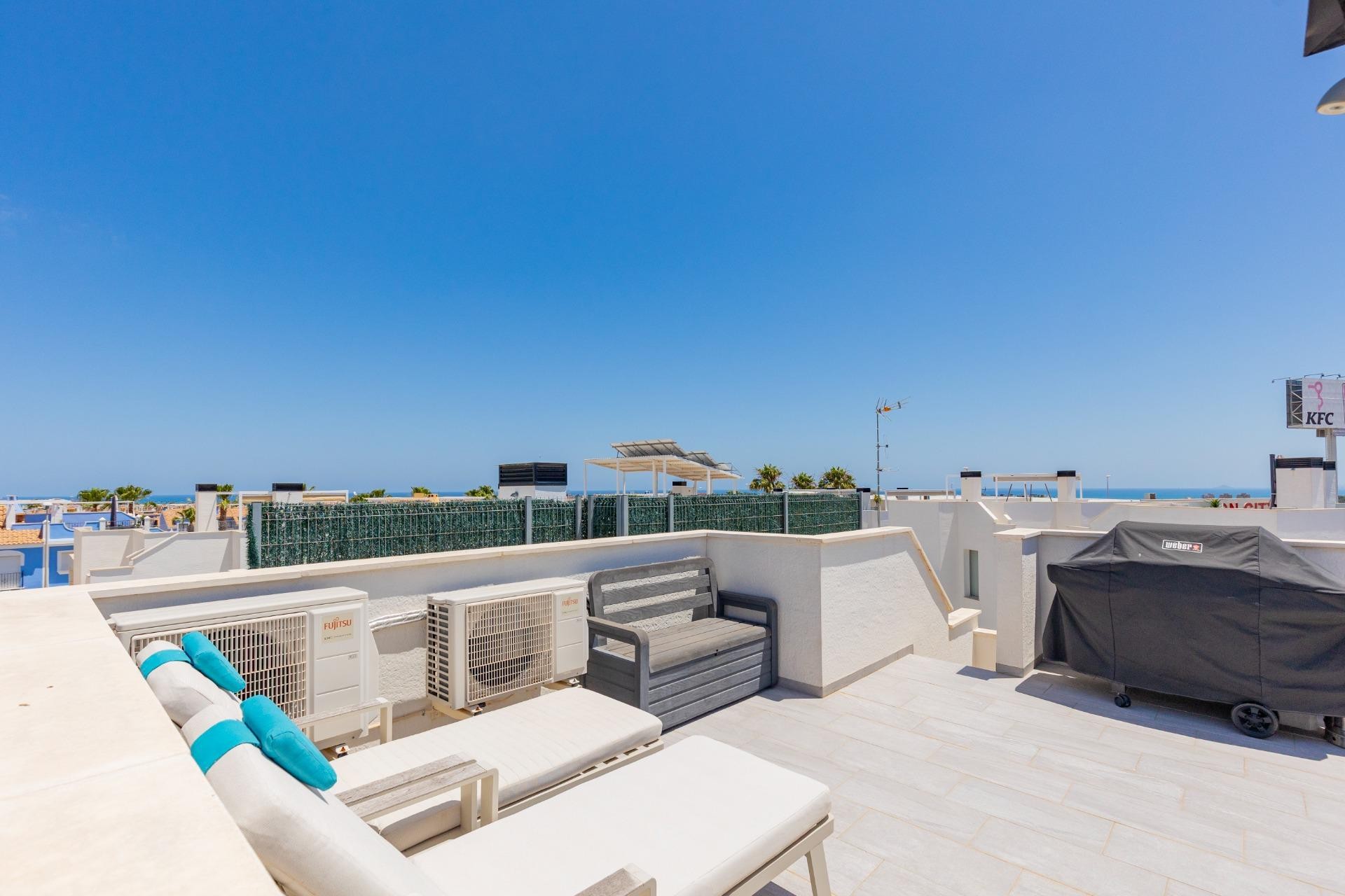 Återförsäljning - Villa -
Orihuela Costa - Lomas de Cabo Roig
