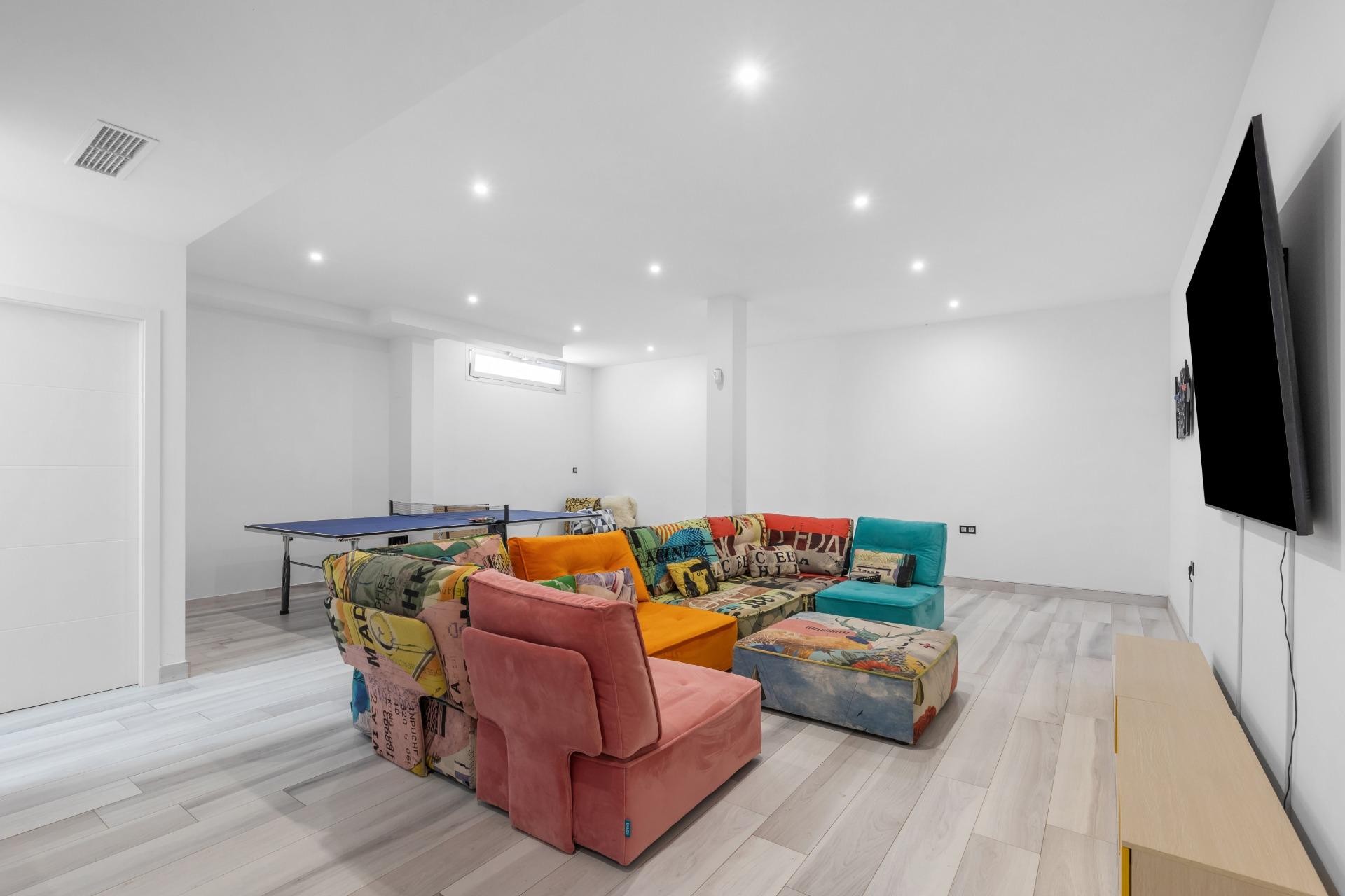 Återförsäljning - Villa -
Orihuela Costa - Lomas de Cabo Roig