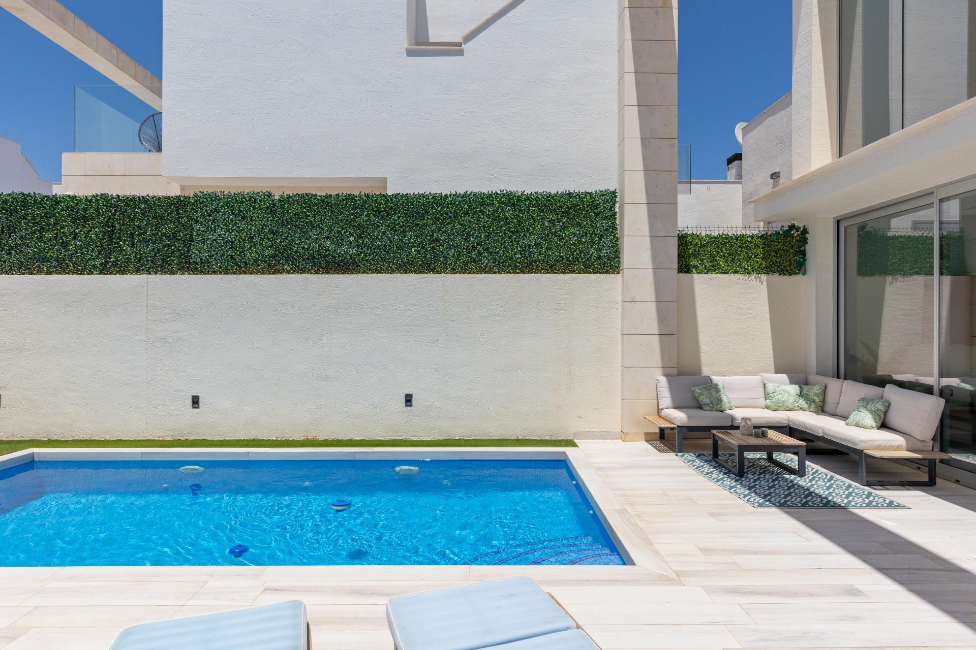 Återförsäljning - Villa -
Orihuela Costa - Lomas de Cabo Roig