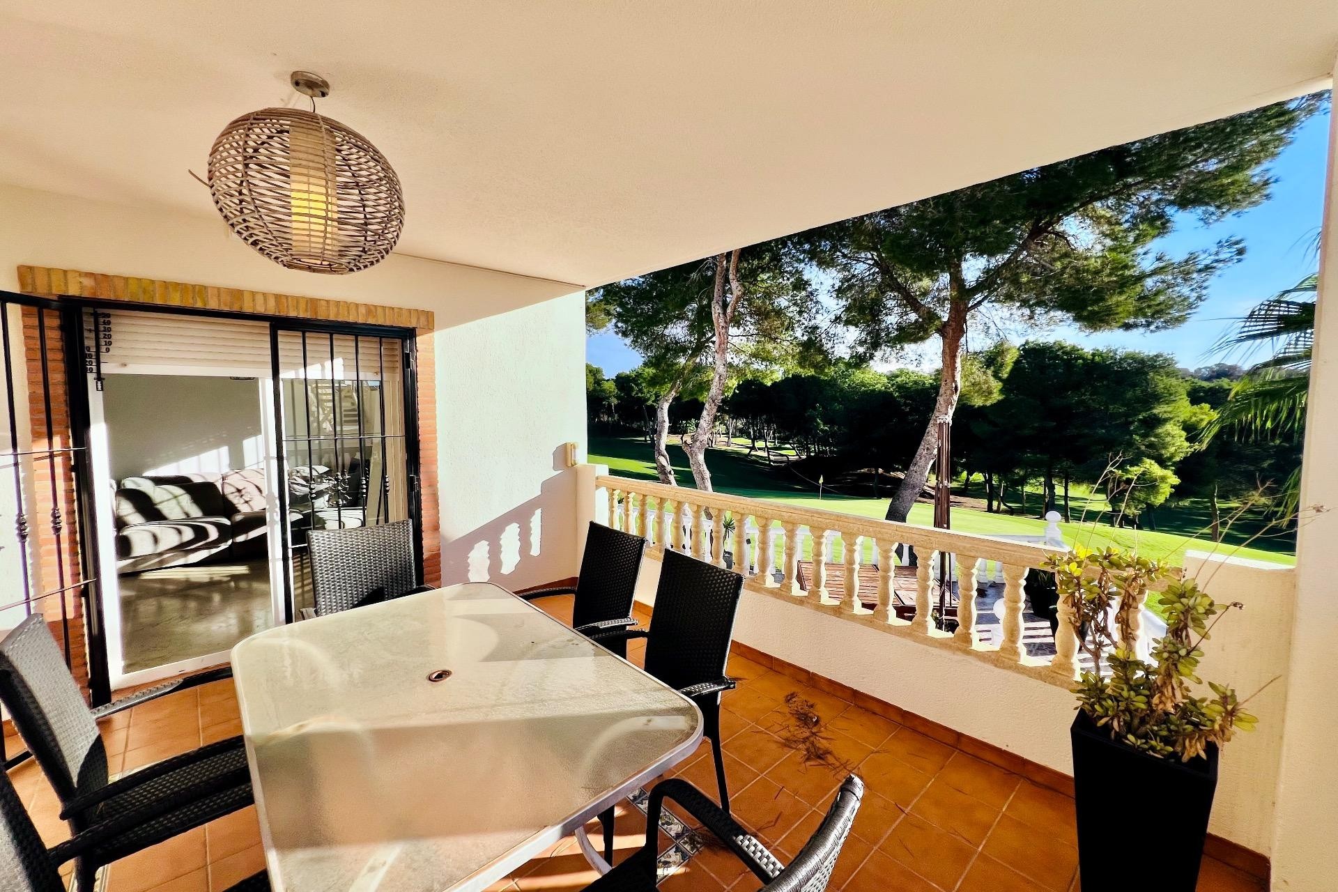 Återförsäljning - Villa -
Orihuela Costa - Lomas De Campoamor-las Ramblas