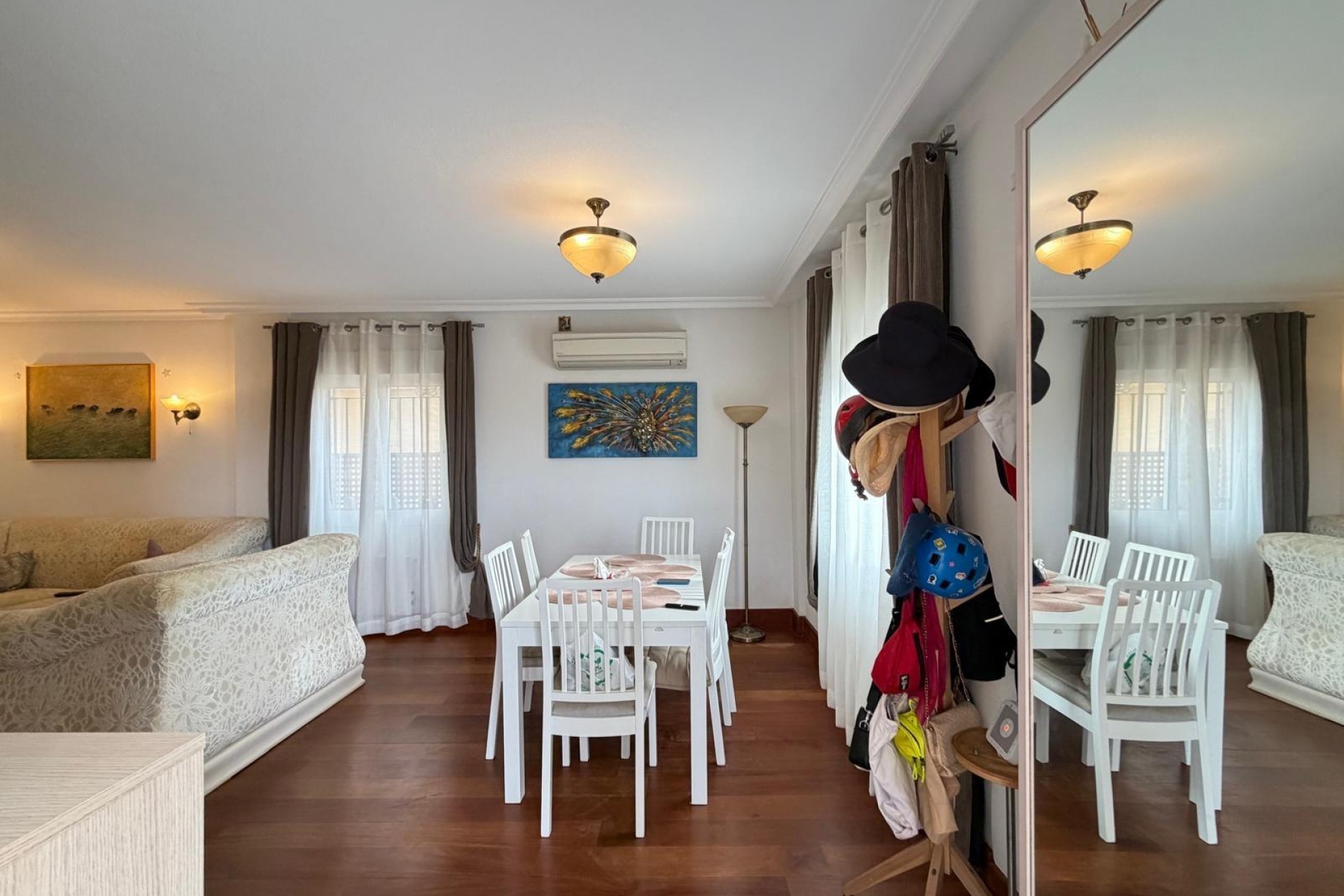 Återförsäljning - Villa -
Orihuela Costa - Lomas De Don Juan