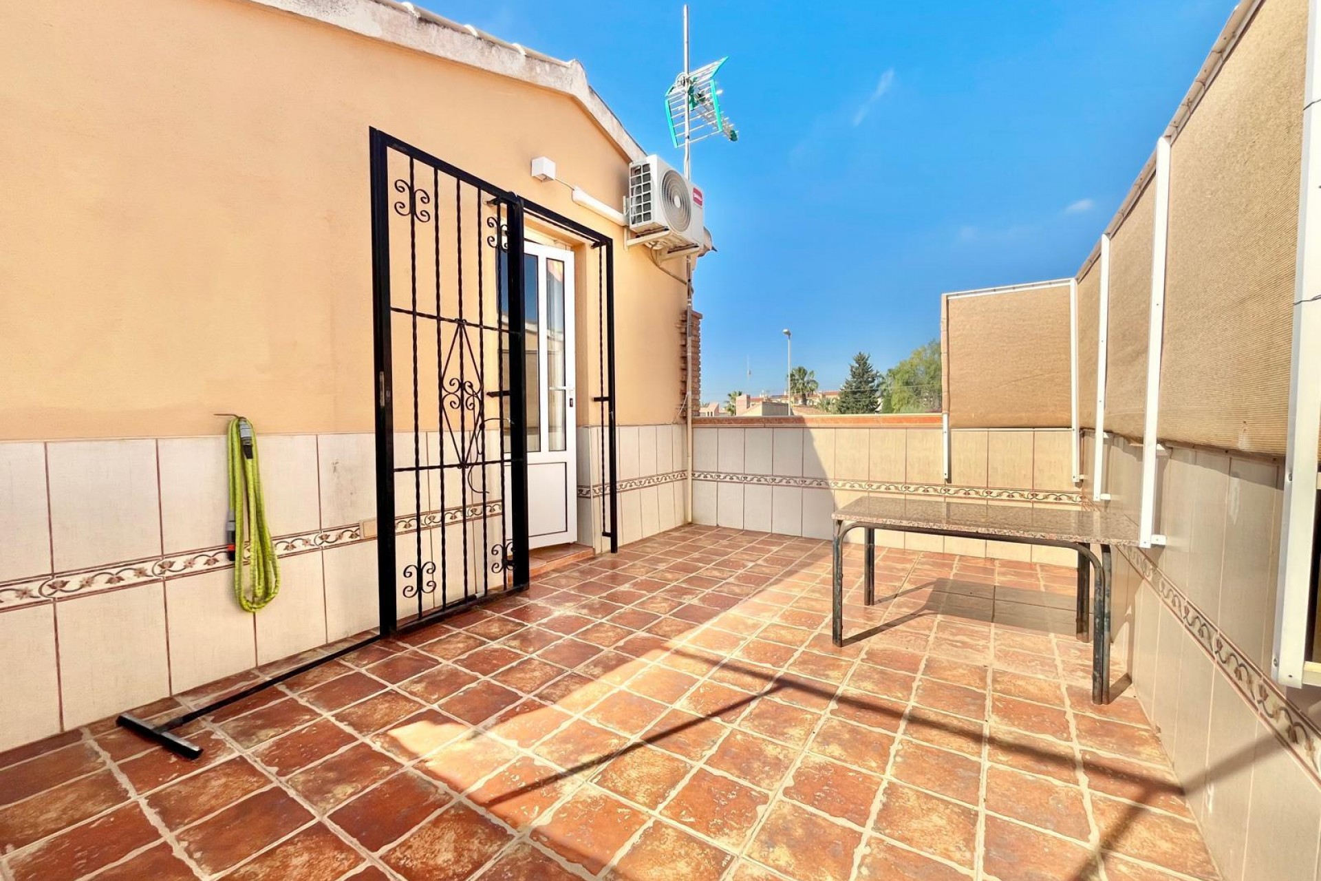 Återförsäljning - Villa -
Orihuela Costa - Los Almendros-la Florida