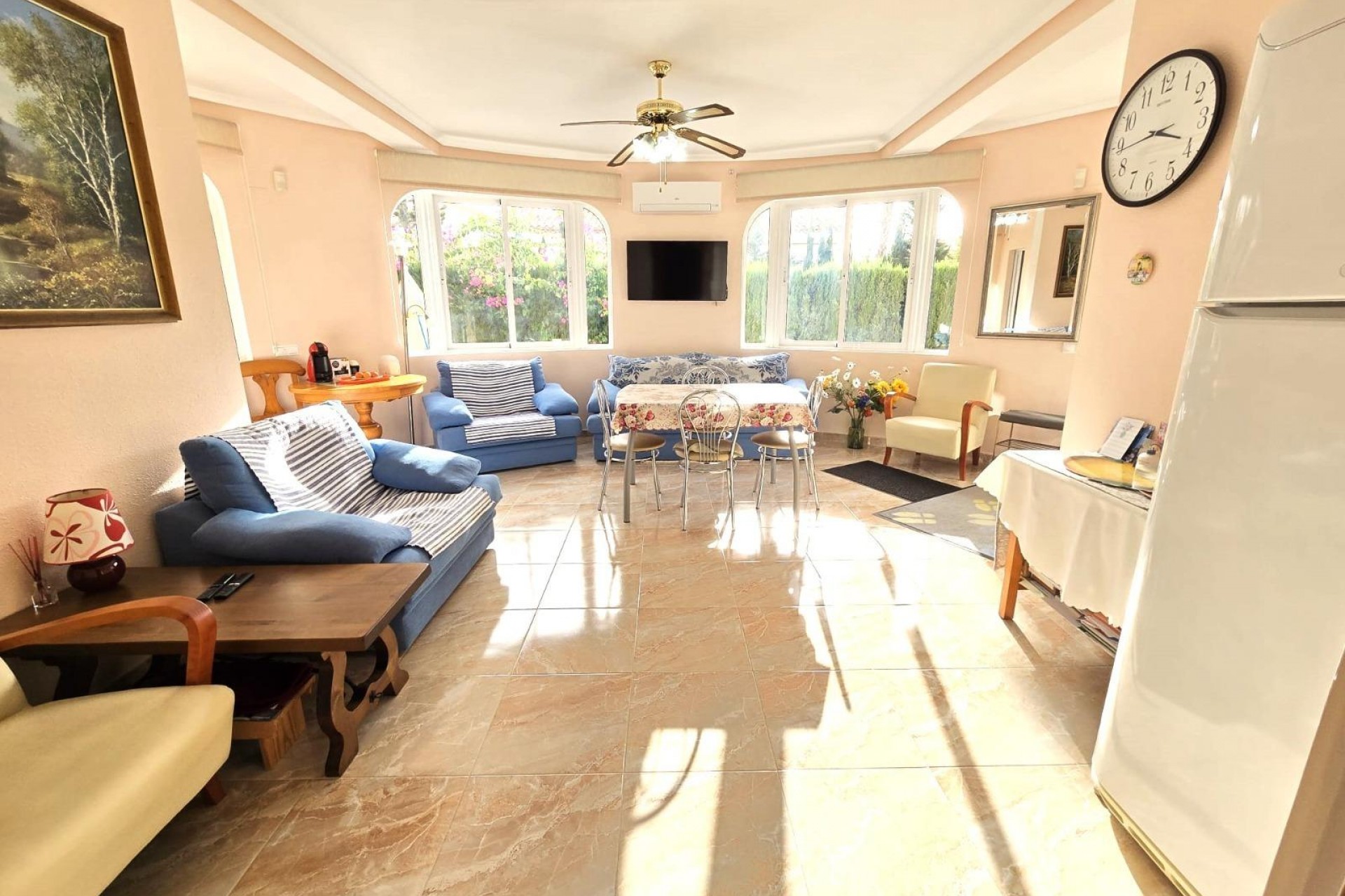 Återförsäljning - Villa -
Orihuela Costa - Playa Flamenca