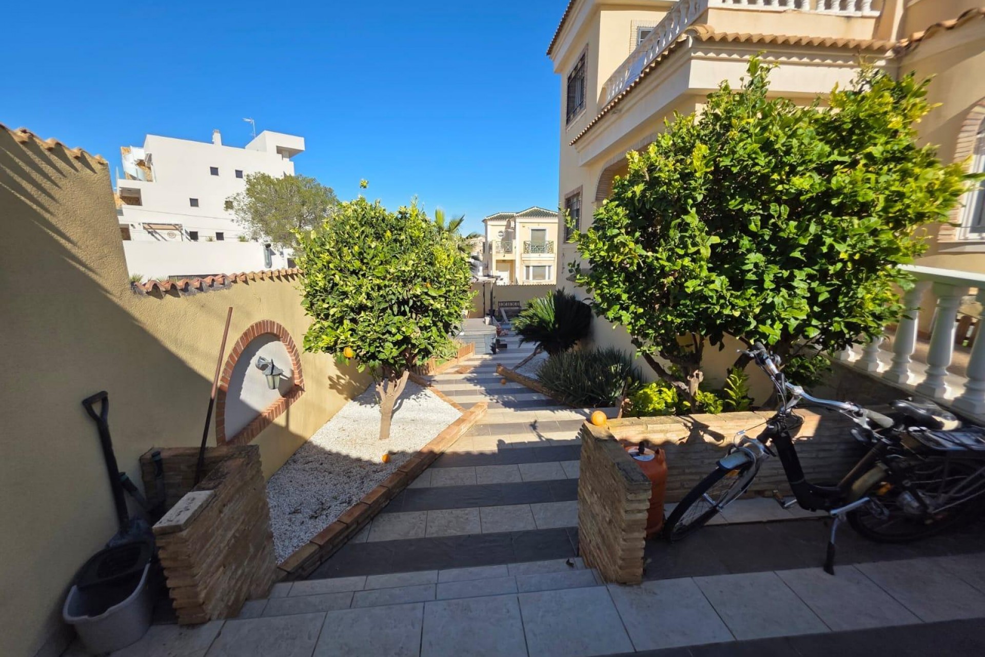 Återförsäljning - Villa -
Orihuela Costa - Villamartín-las Filipinas