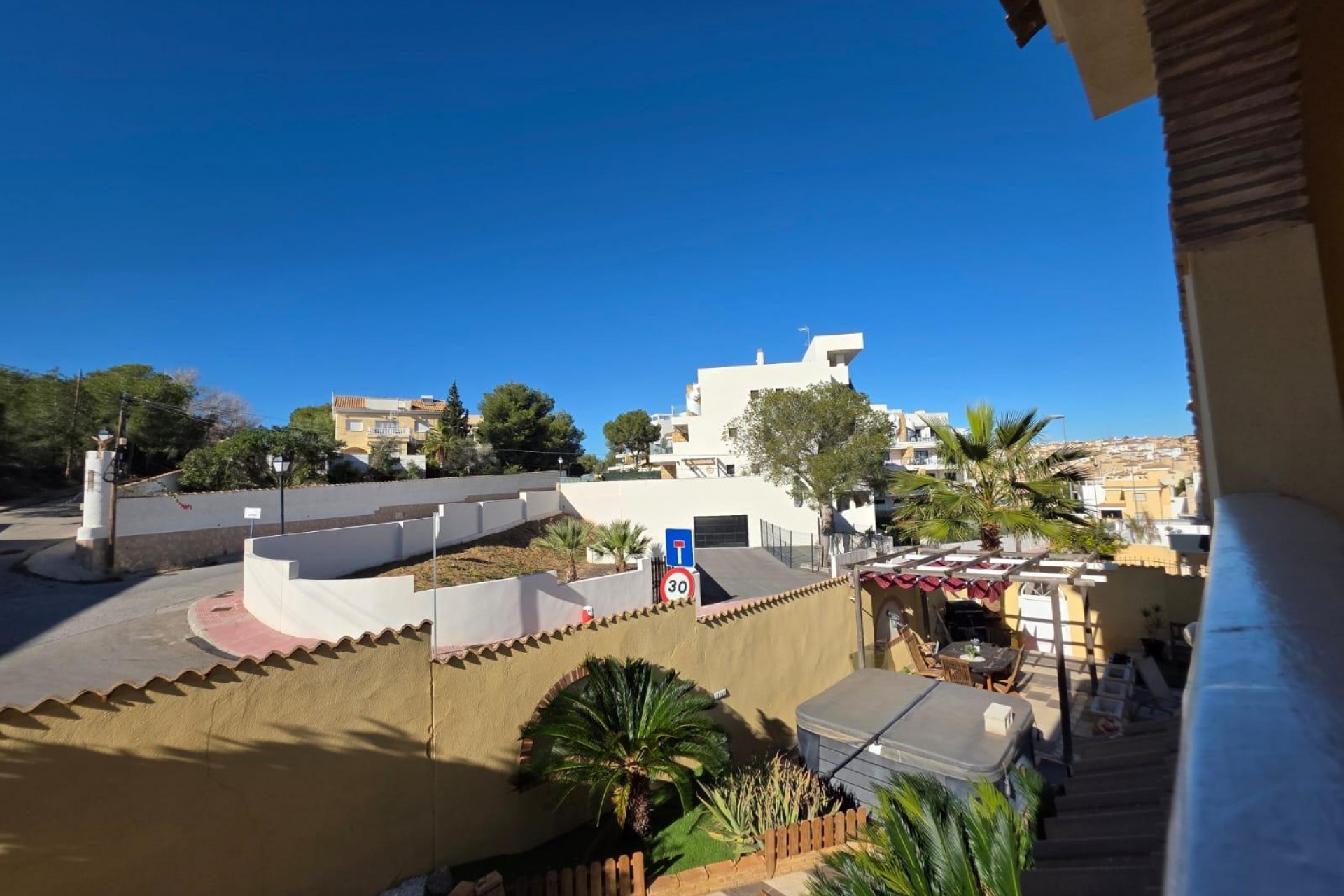 Återförsäljning - Villa -
Orihuela Costa - Villamartín-las Filipinas